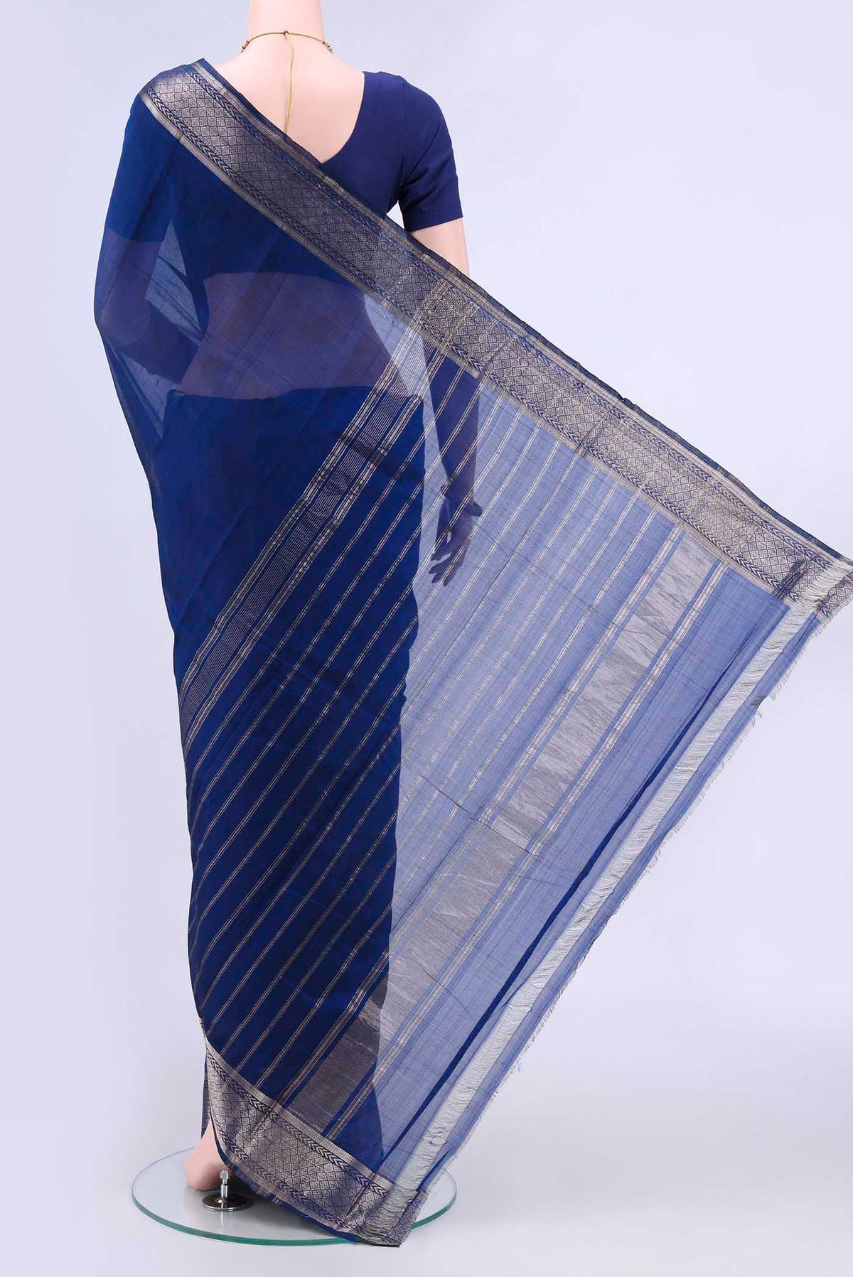 pallu body