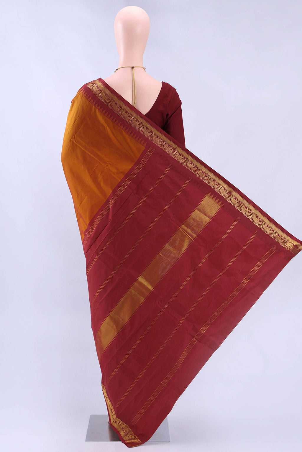 pallu body