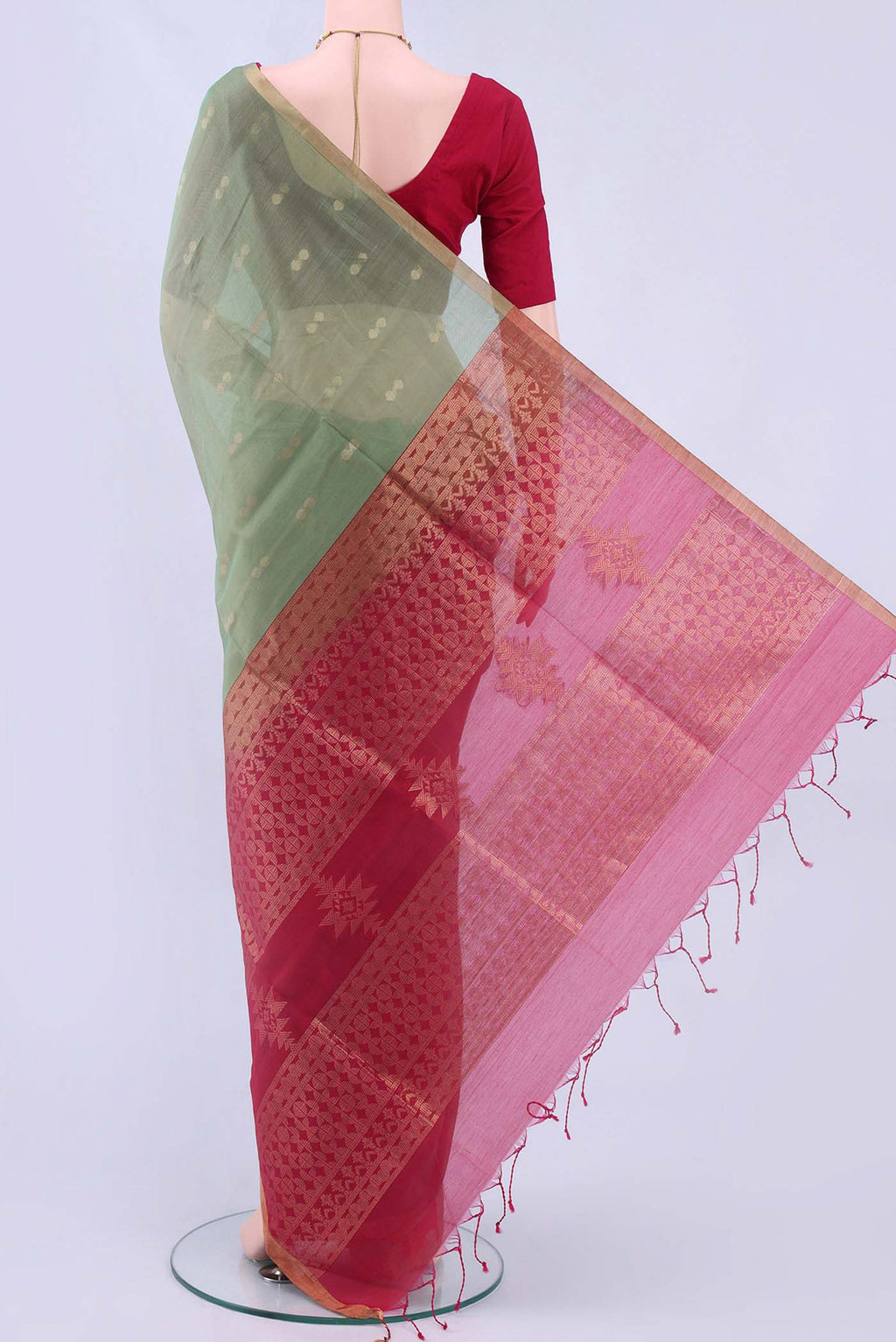 pallu body