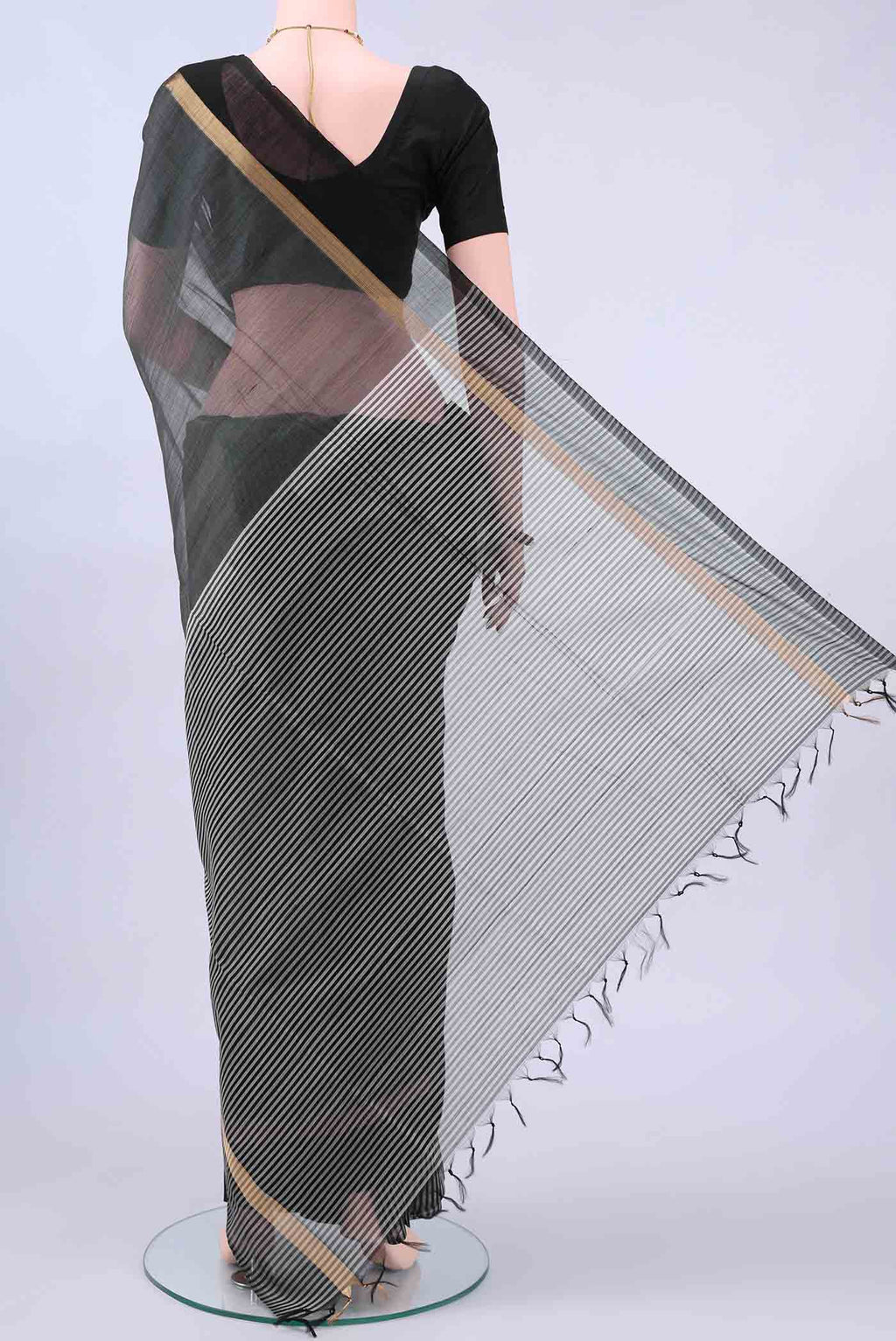 pallu body