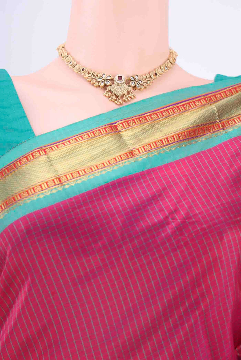 Border image of Pink Narayanpet Silk Saree with Checked design on the body and Zari Border