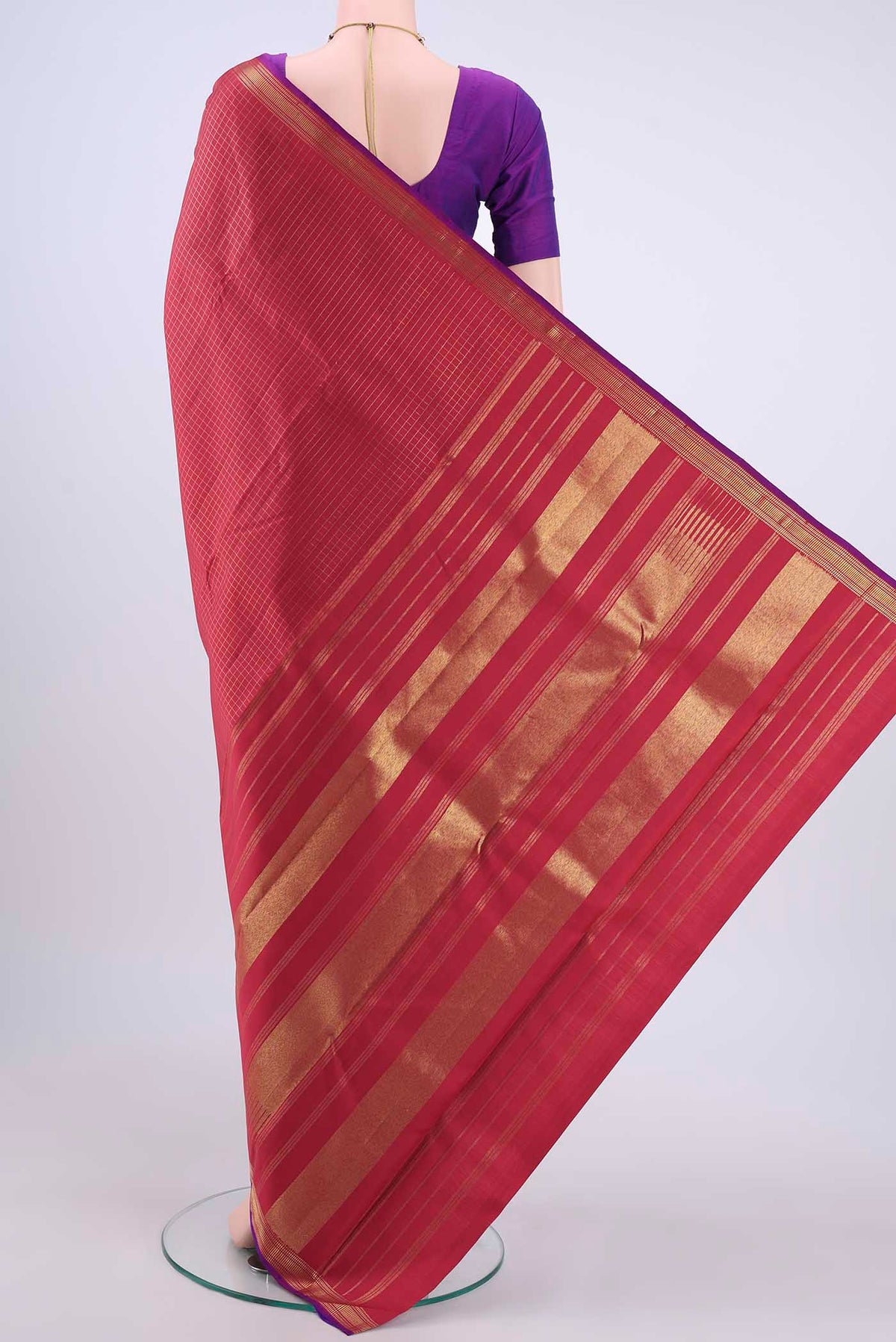 Flat view of Maroon Kanchipuram Silk Saree with Checked design on the body and Temple Border