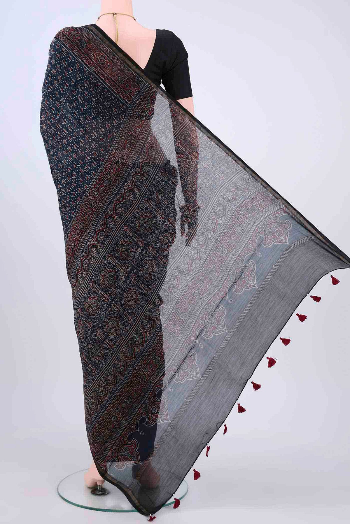 pallu body