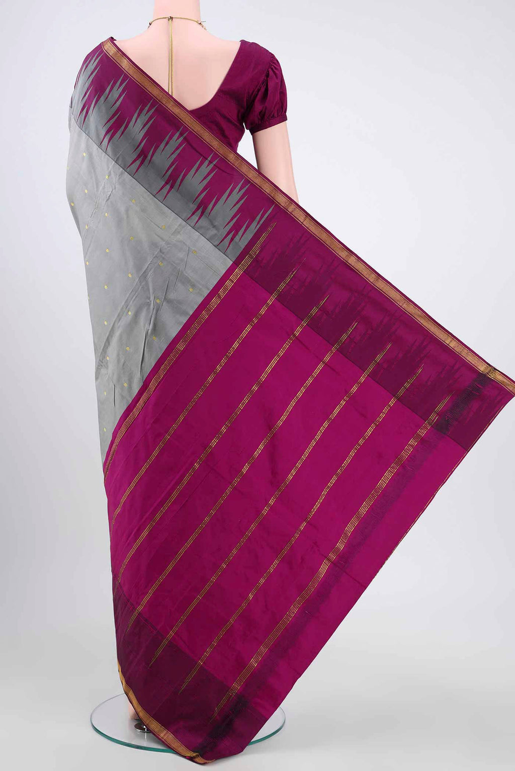 pallu body