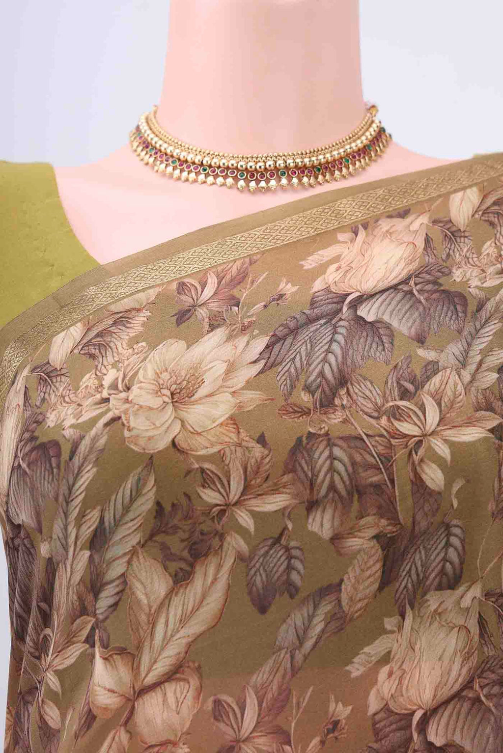 Border image of Mehandi Green Mysore Crepe Saree with Printed design on the body and Zari Border