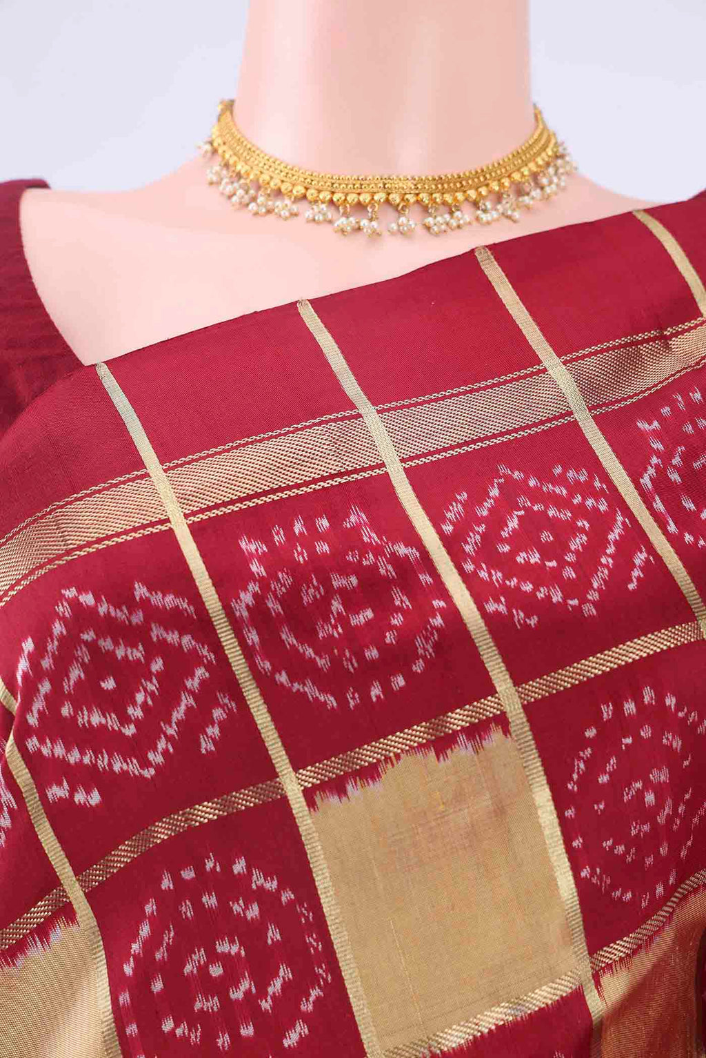 Border image of Peach Pochampally Silk Saree with Checked design on the body and Zari Border