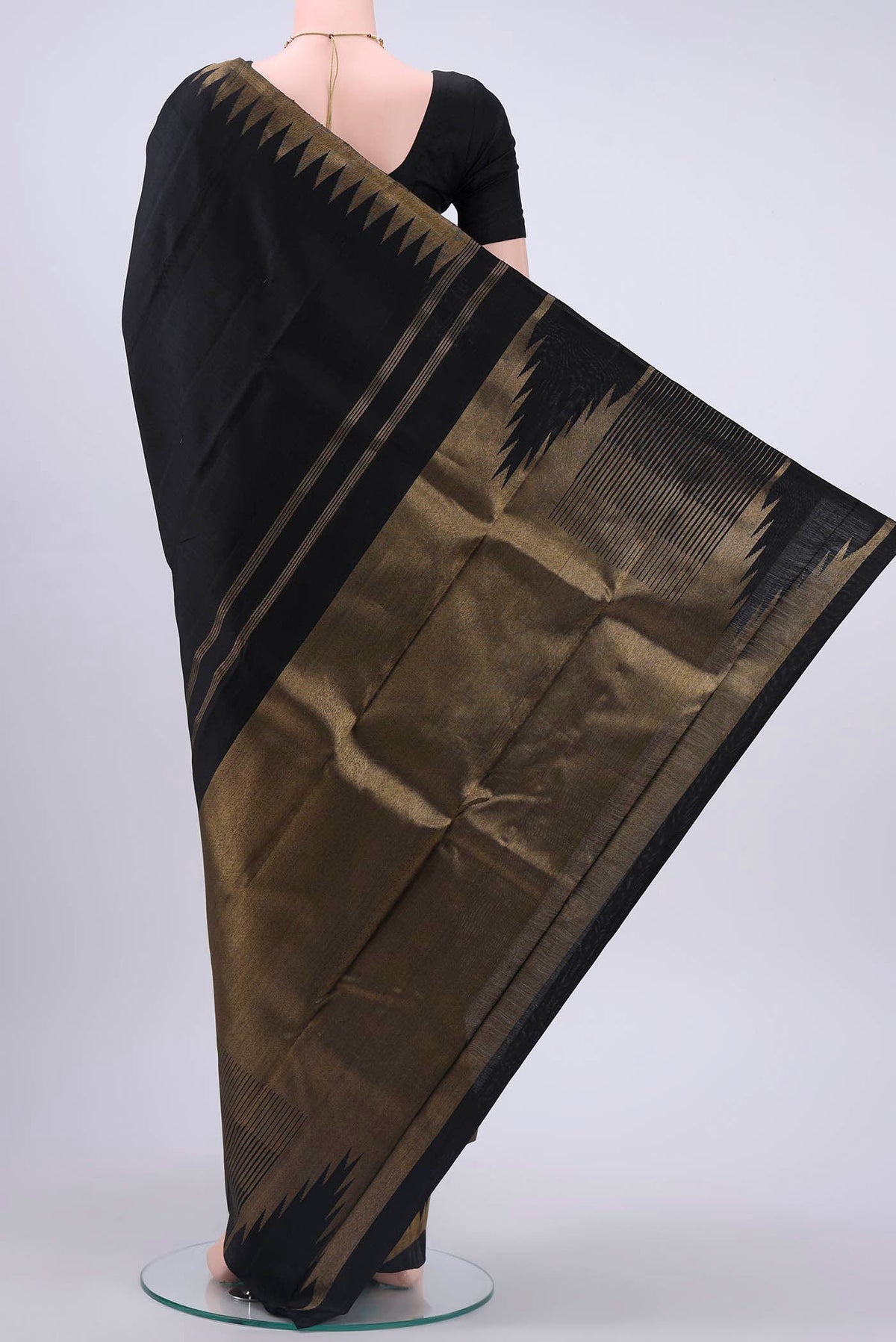 Flat view of Pure Silk Pure Zari Black Kanchipuram Saree with Plain Body and Temple Border
