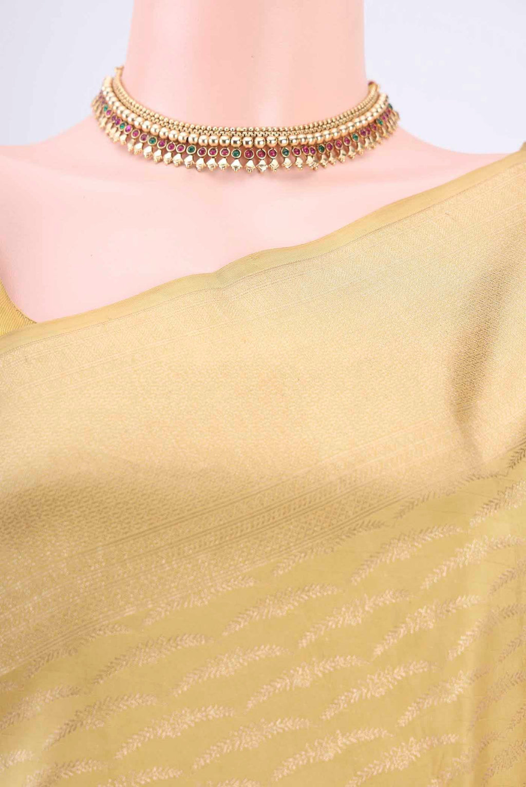 Border image of Golden Dual Tone Kanchipuram Saree with Zari Brocade on the body and Zari Border