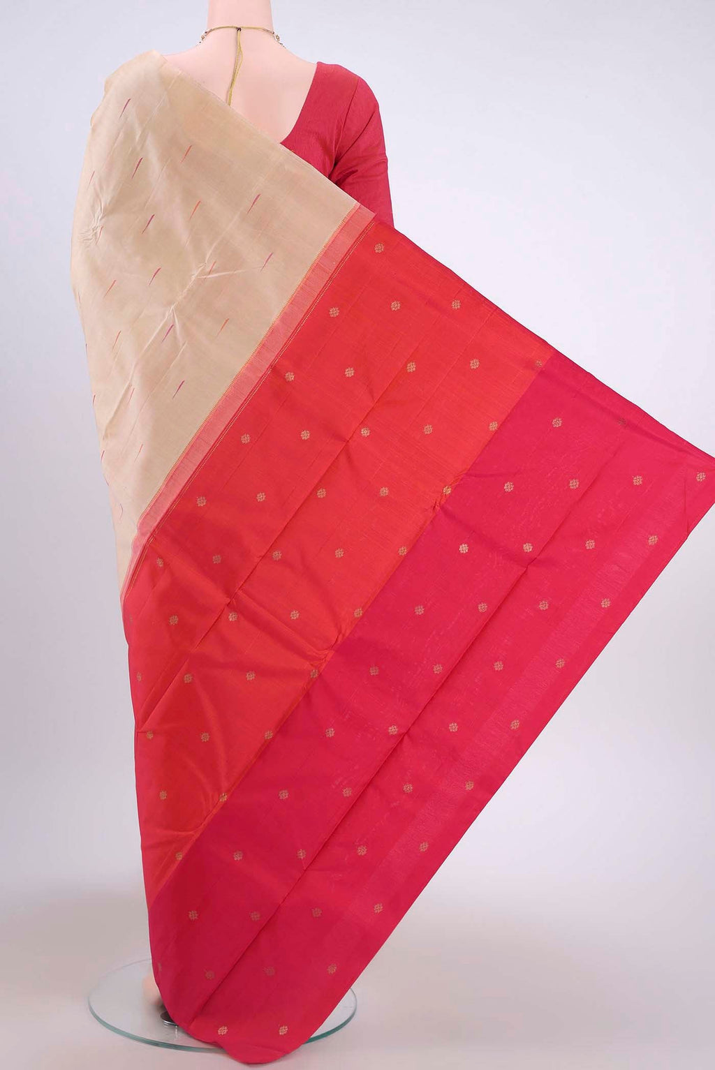 Flat view of Beige Kanchipuram Silk Saree with Thread Butta on the body and Without Border