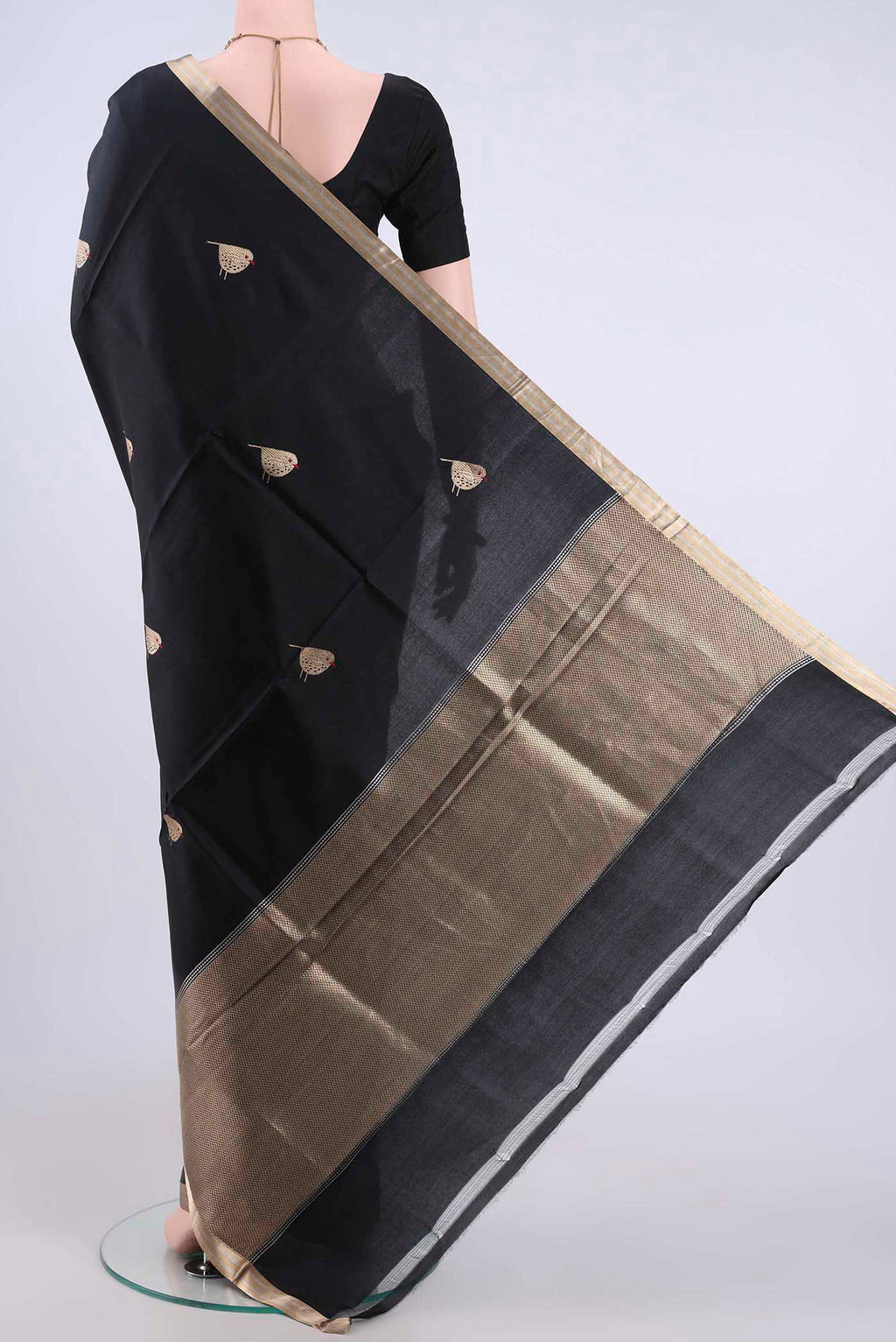 pallu body