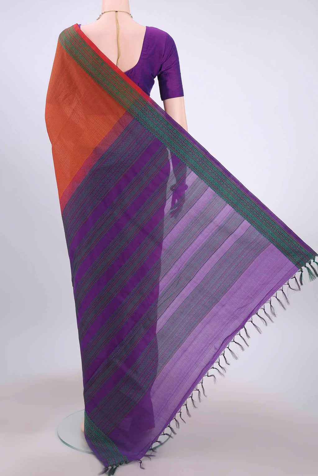 pallu body