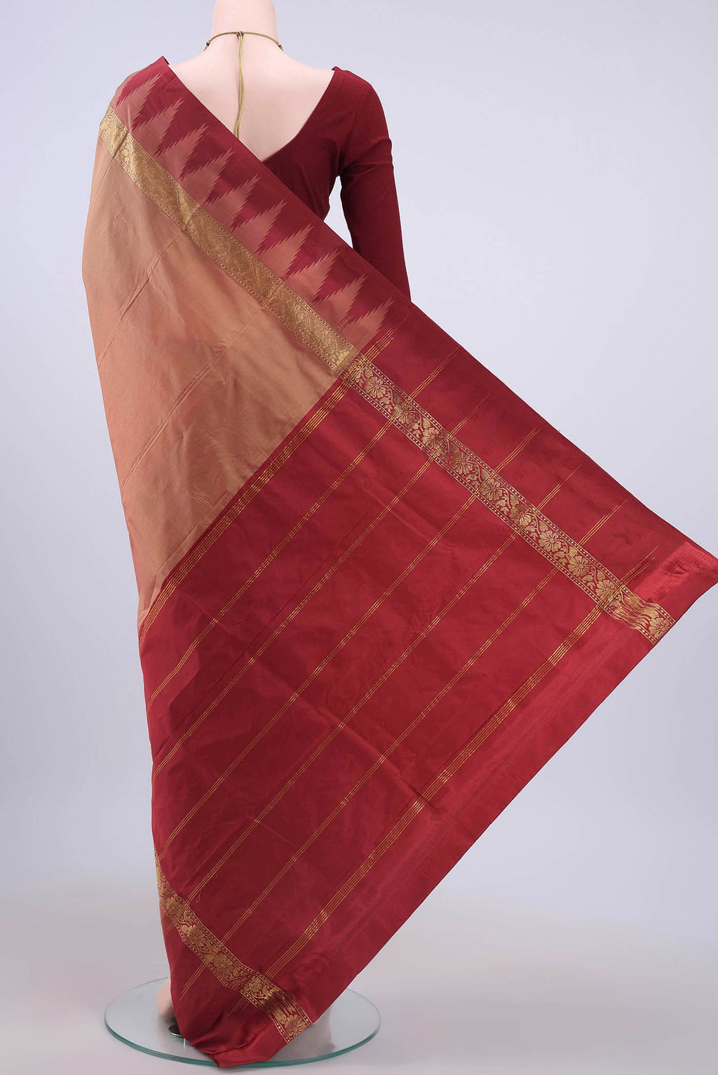 pallu body
