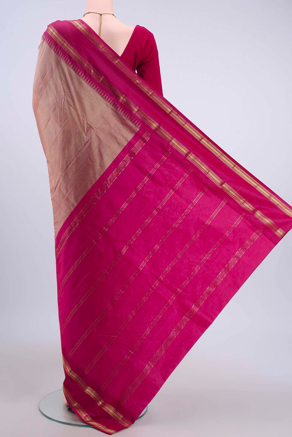 pallu body