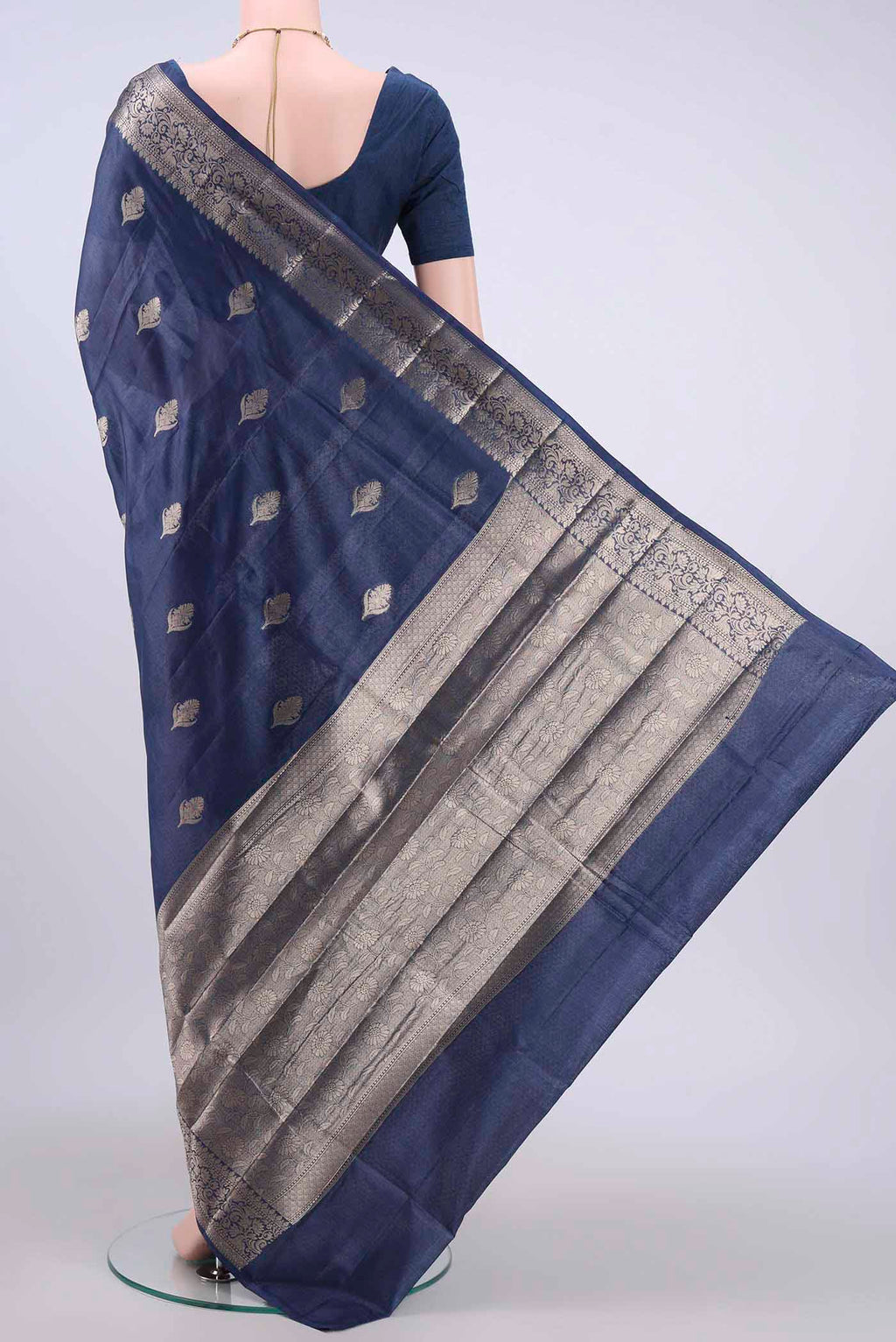 pallu body