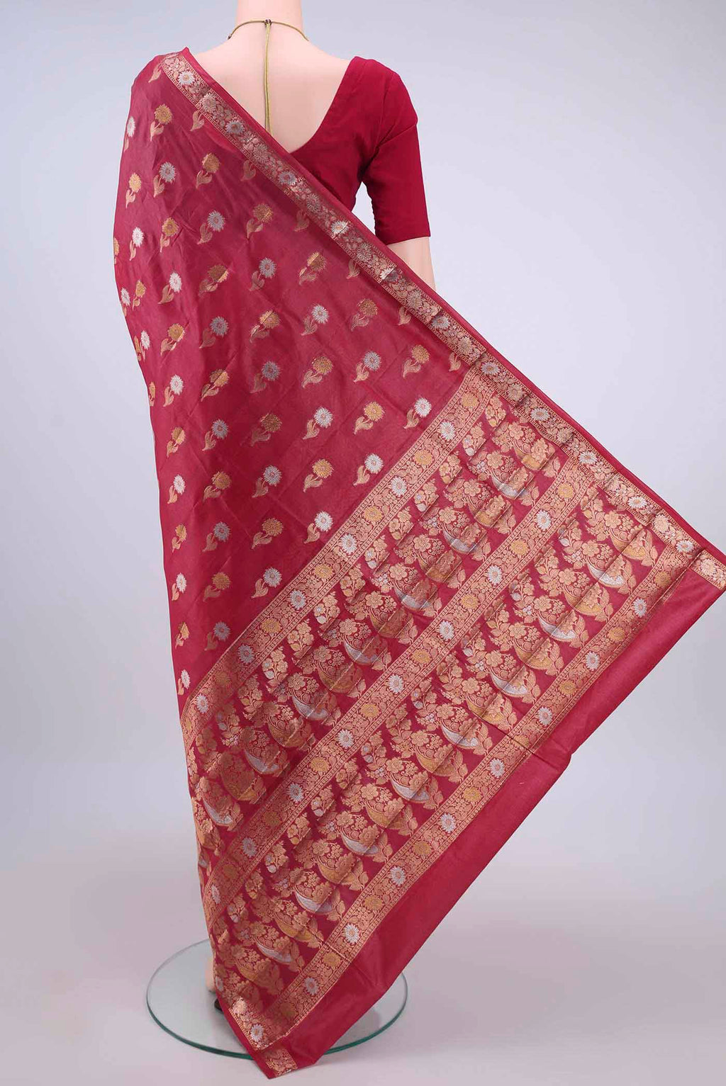 pallu body