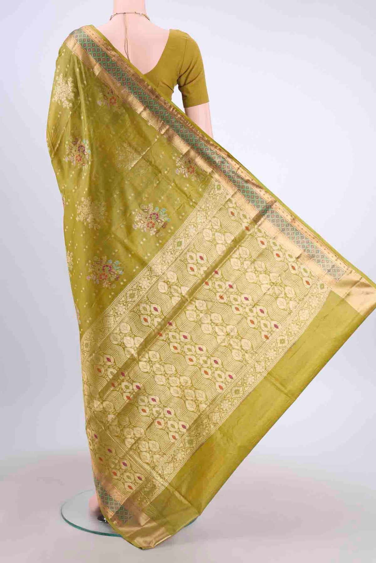 pallu body