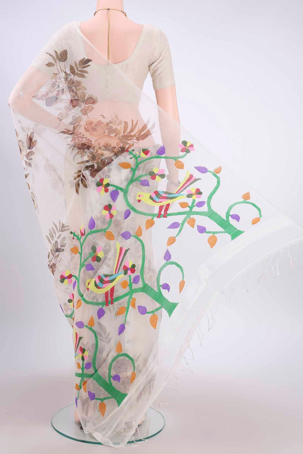 Flat view of White Organza Silk Saree with Floral Print on the body and Without Border
