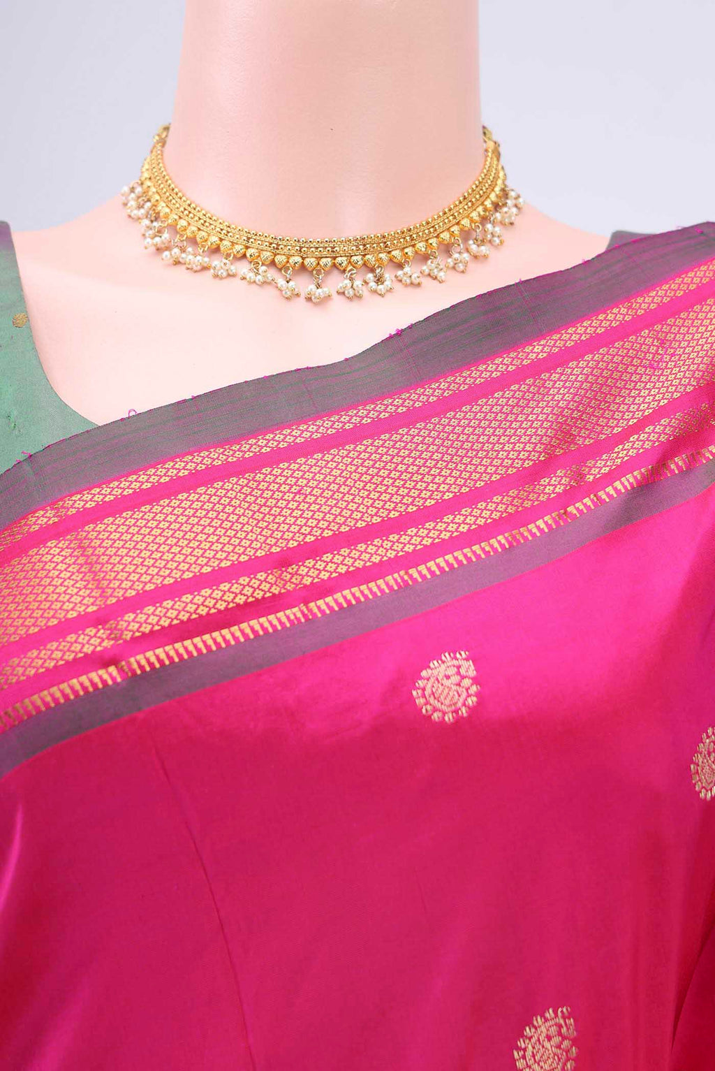 Border image of Dark Pink Dual Tone Paithani Silk Saree with Zari Butta on the body and Zari Border