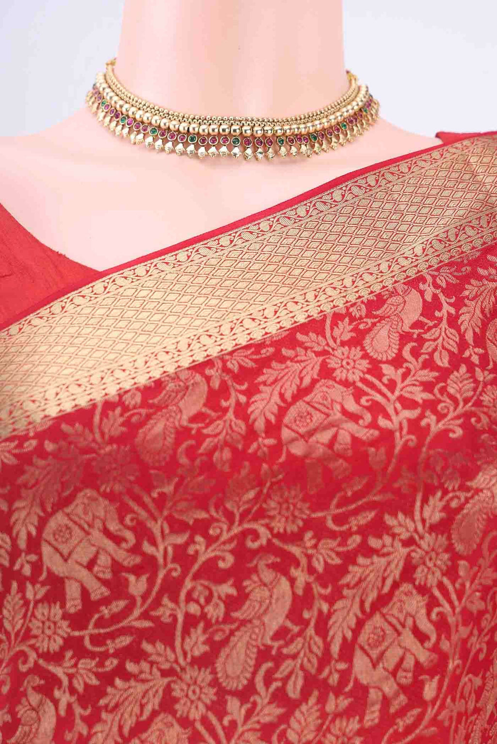 Border image of Red Mysore Crepe Saree with Zari Brocade on the body and Zari Border