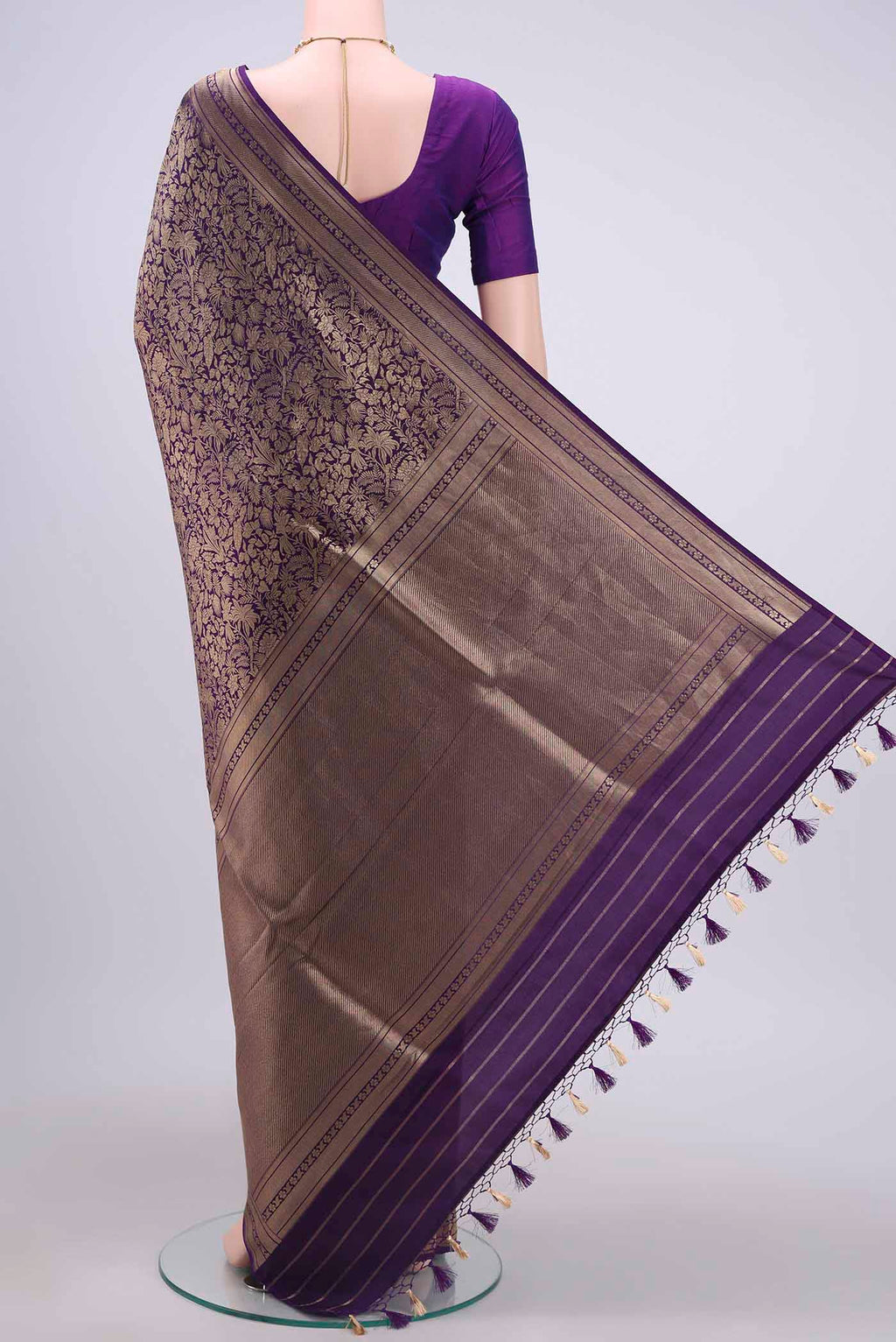 pallu body