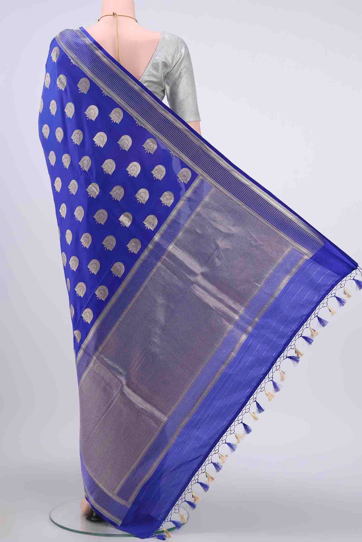 pallu body