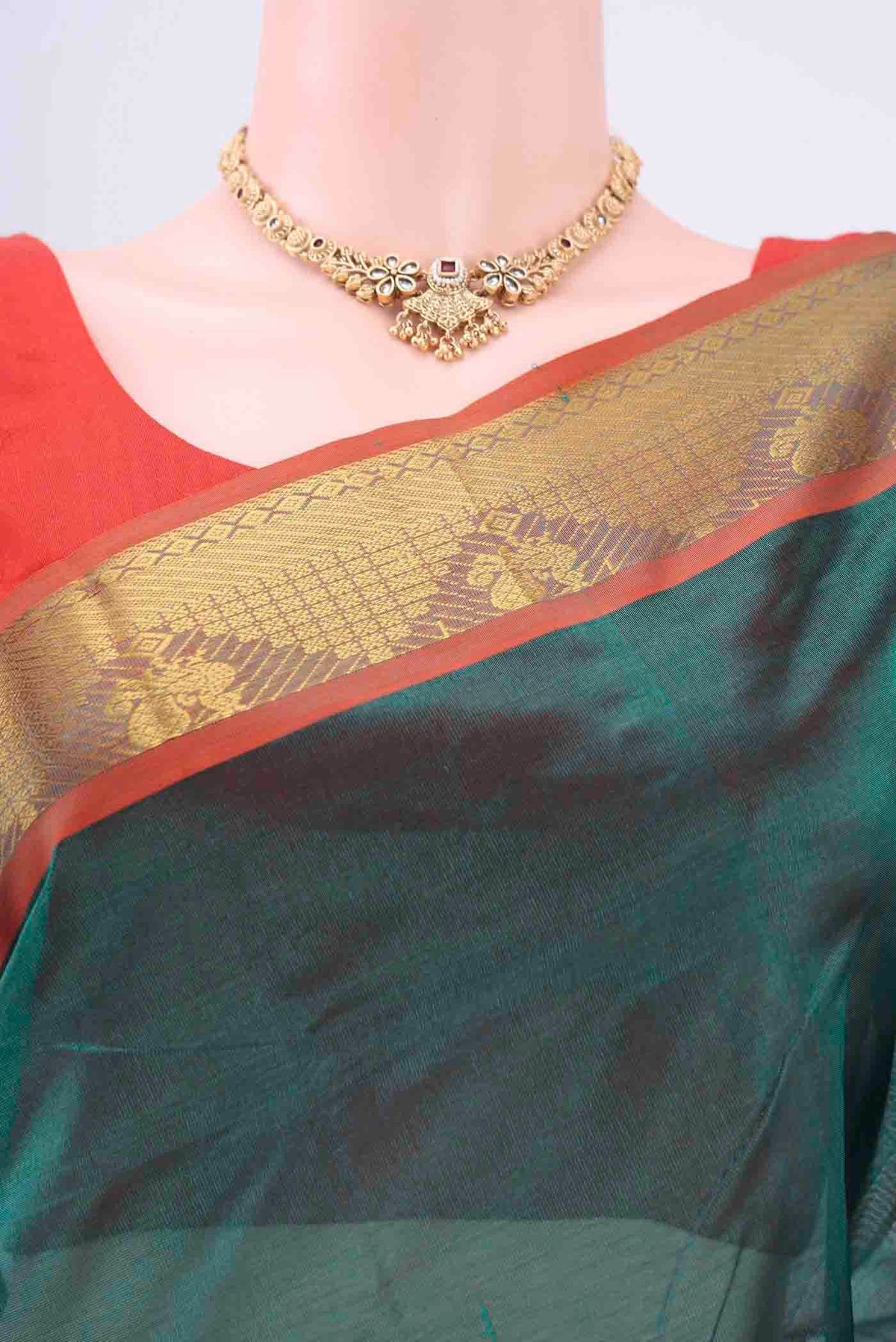 Border image of Sea Green Blended Coimbatore Silk Cotton Saree with Plain Body and Zari Border