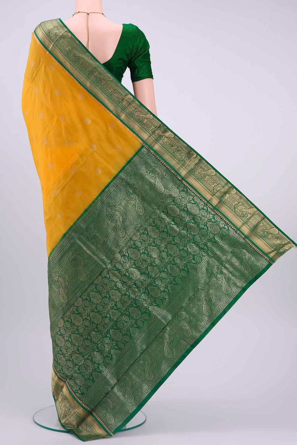 pallu body