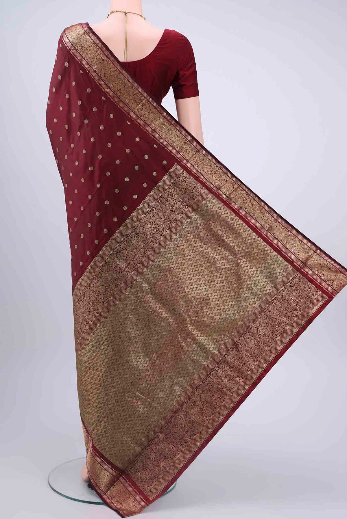 pallu body