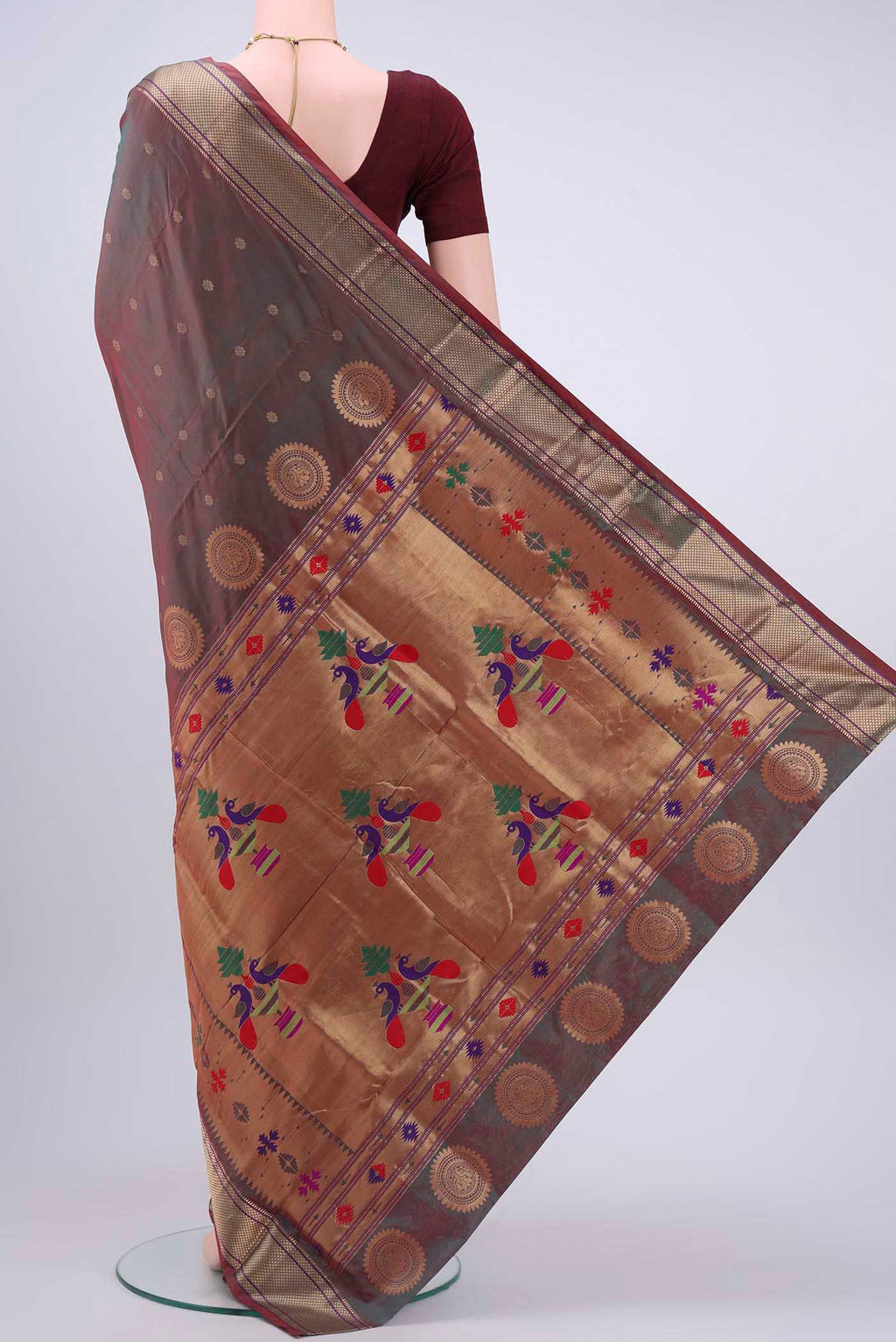 pallu body