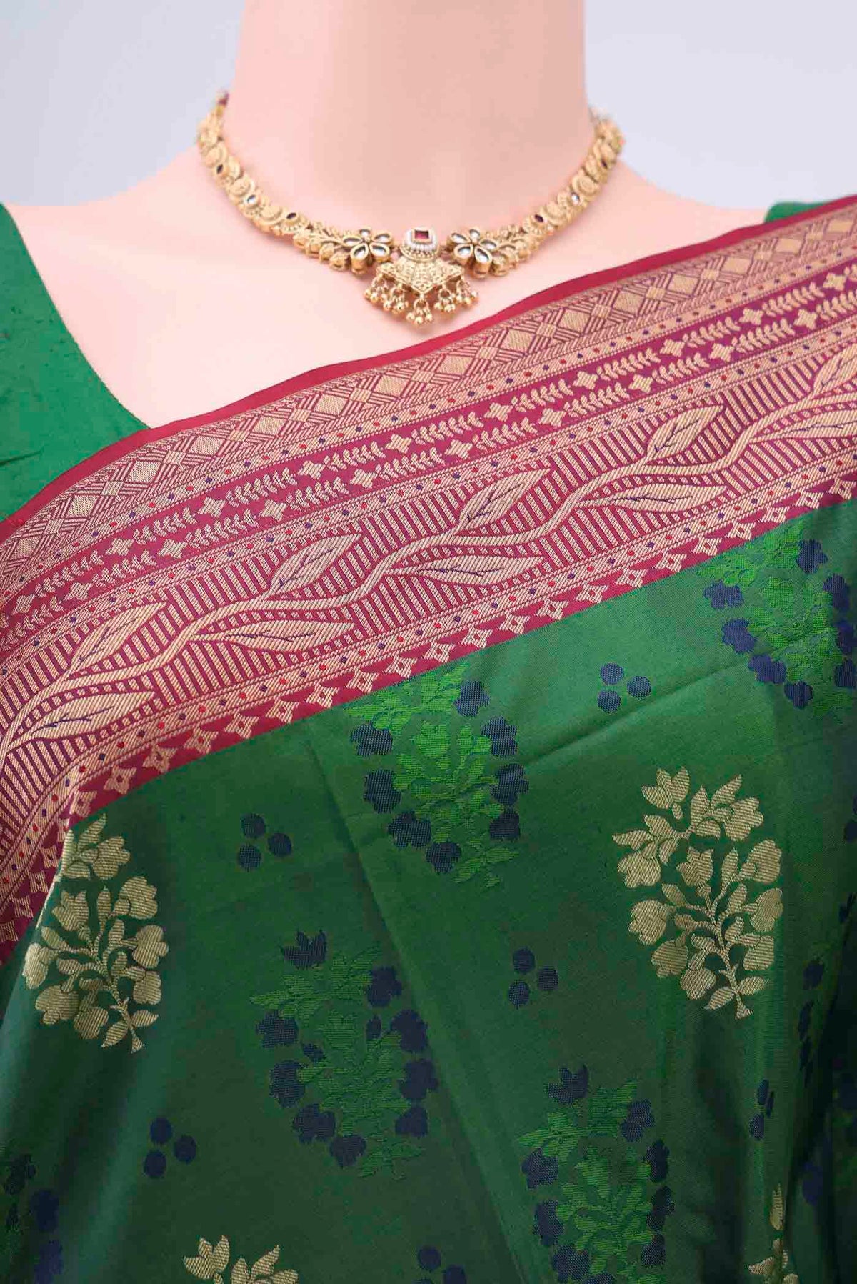 Border image of Green Soft Silk Saree with Jacquard design on the body and Zari Border