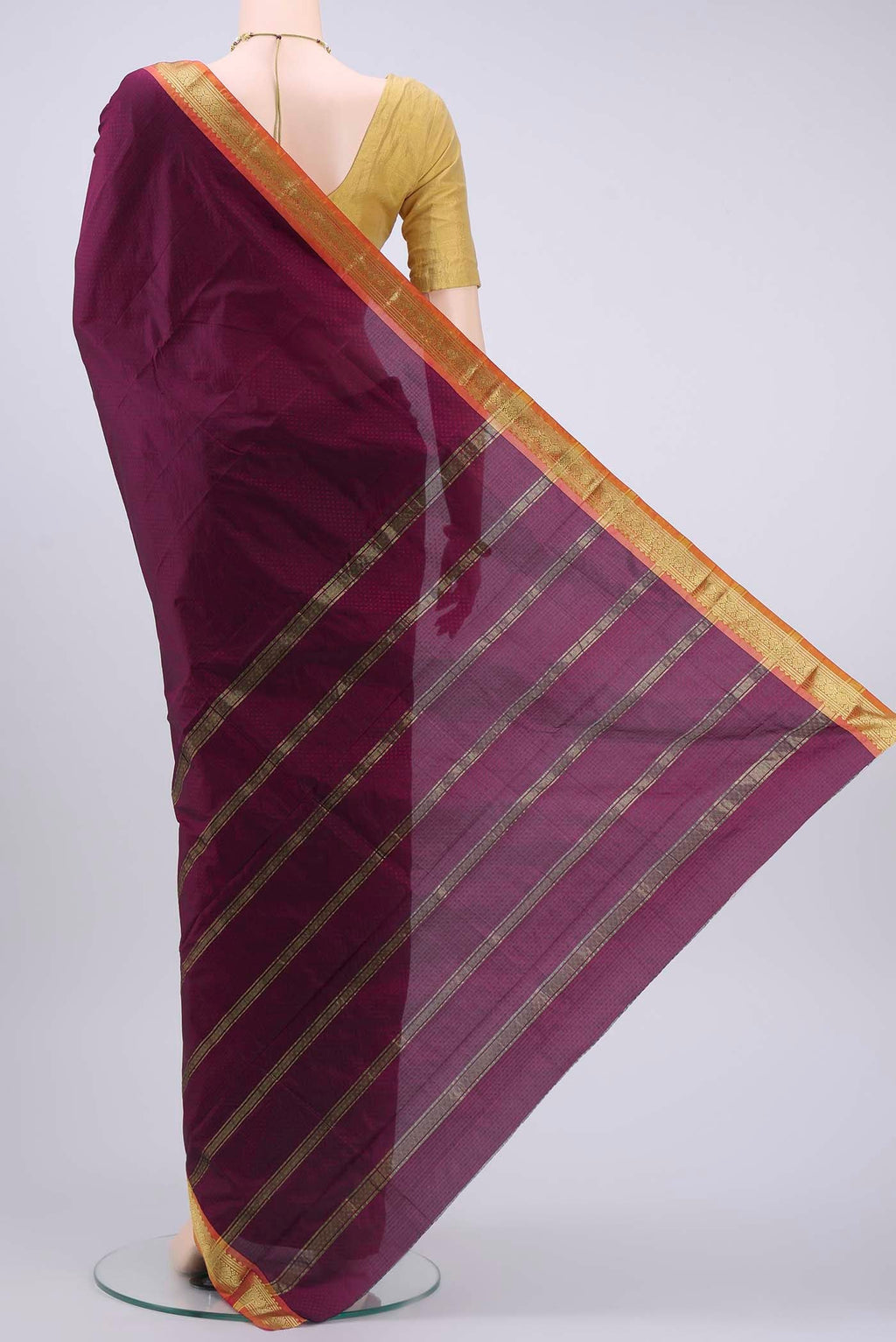 pallu body