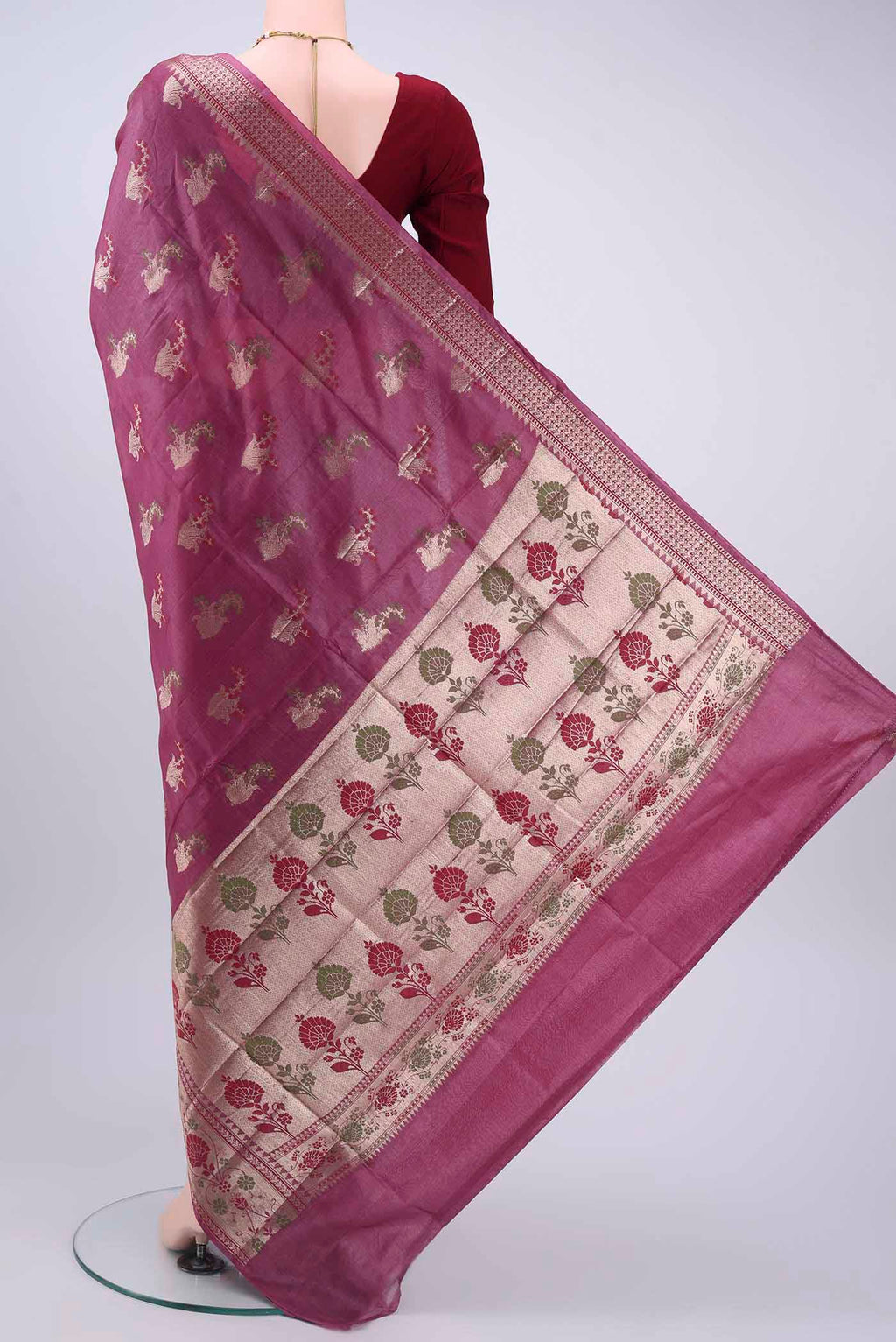 pallu body