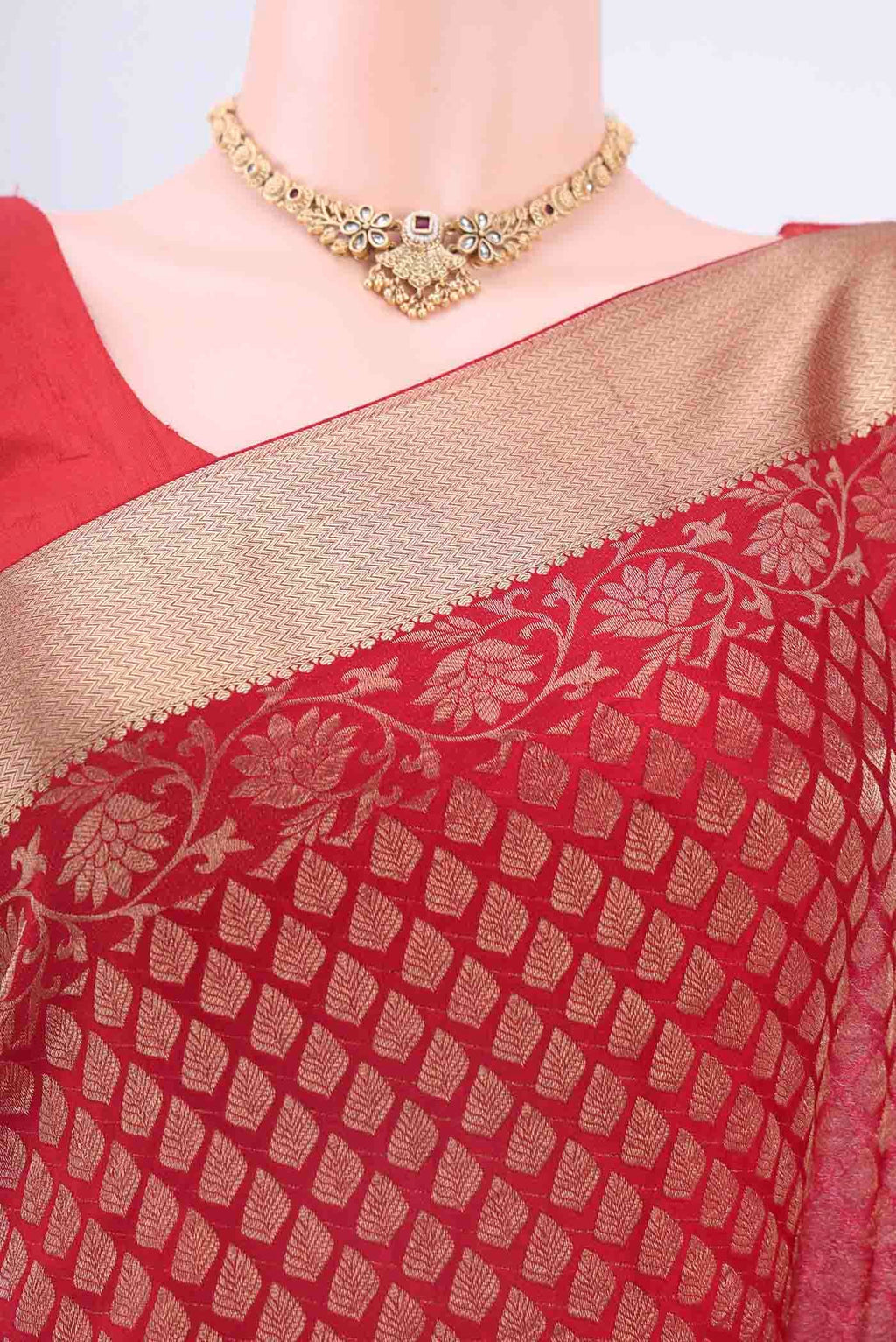Border image of Maroon Dual Tone Mysore Crepe Saree with Zari Brocade on the body and Zari Border