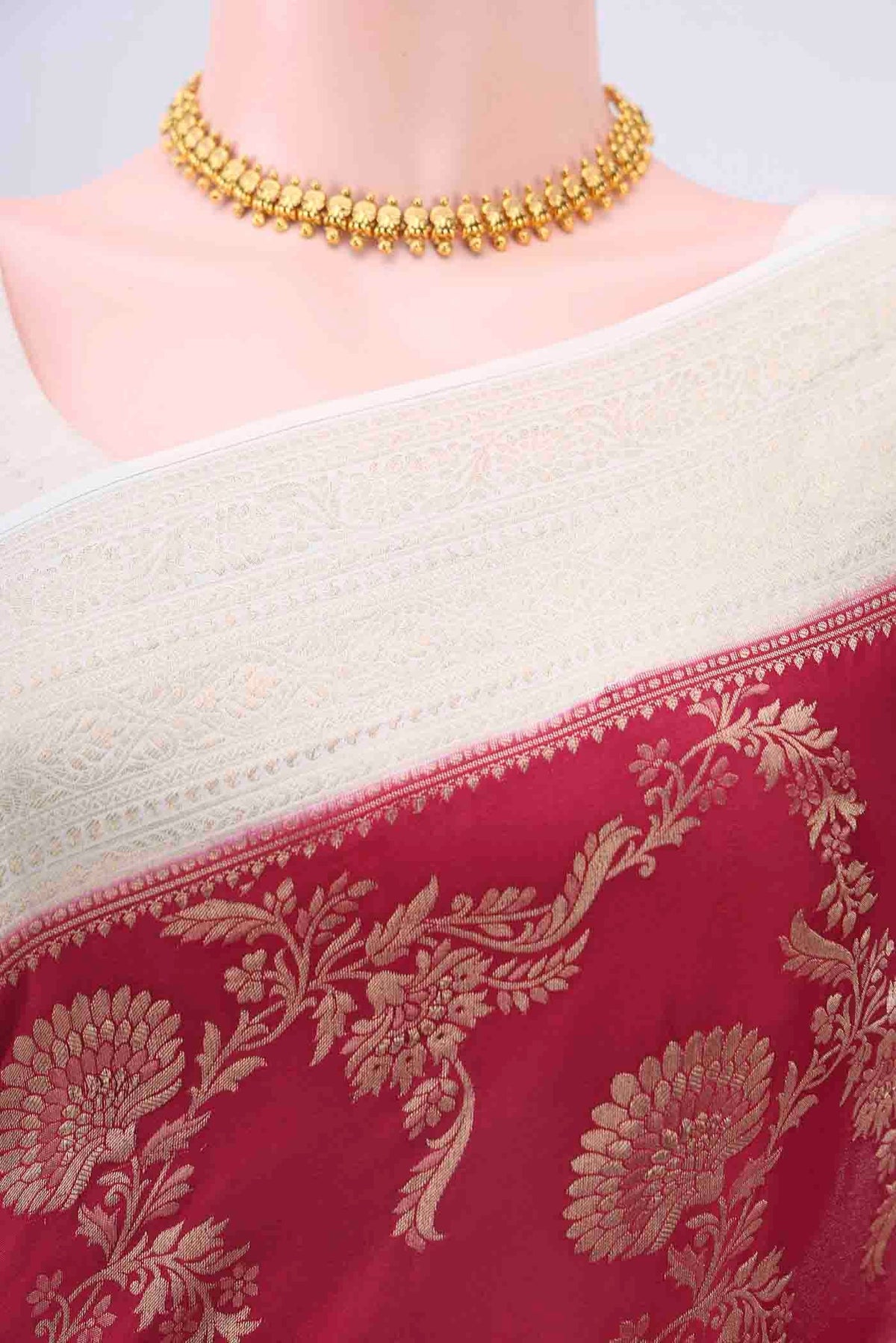 Border image of Maroon Mysore Crepe Saree with Zari Brocade on the body and Zari Border