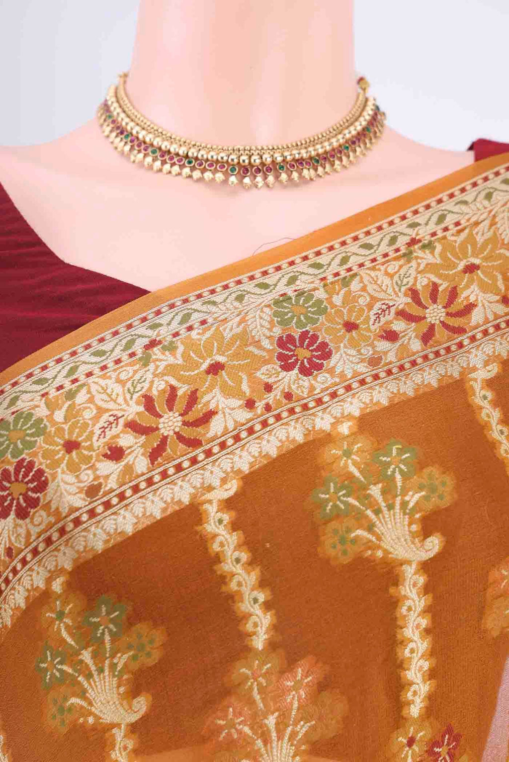 Border image of Brown Mysore Georgette Saree with Thread Brocade on the body and Thread Border