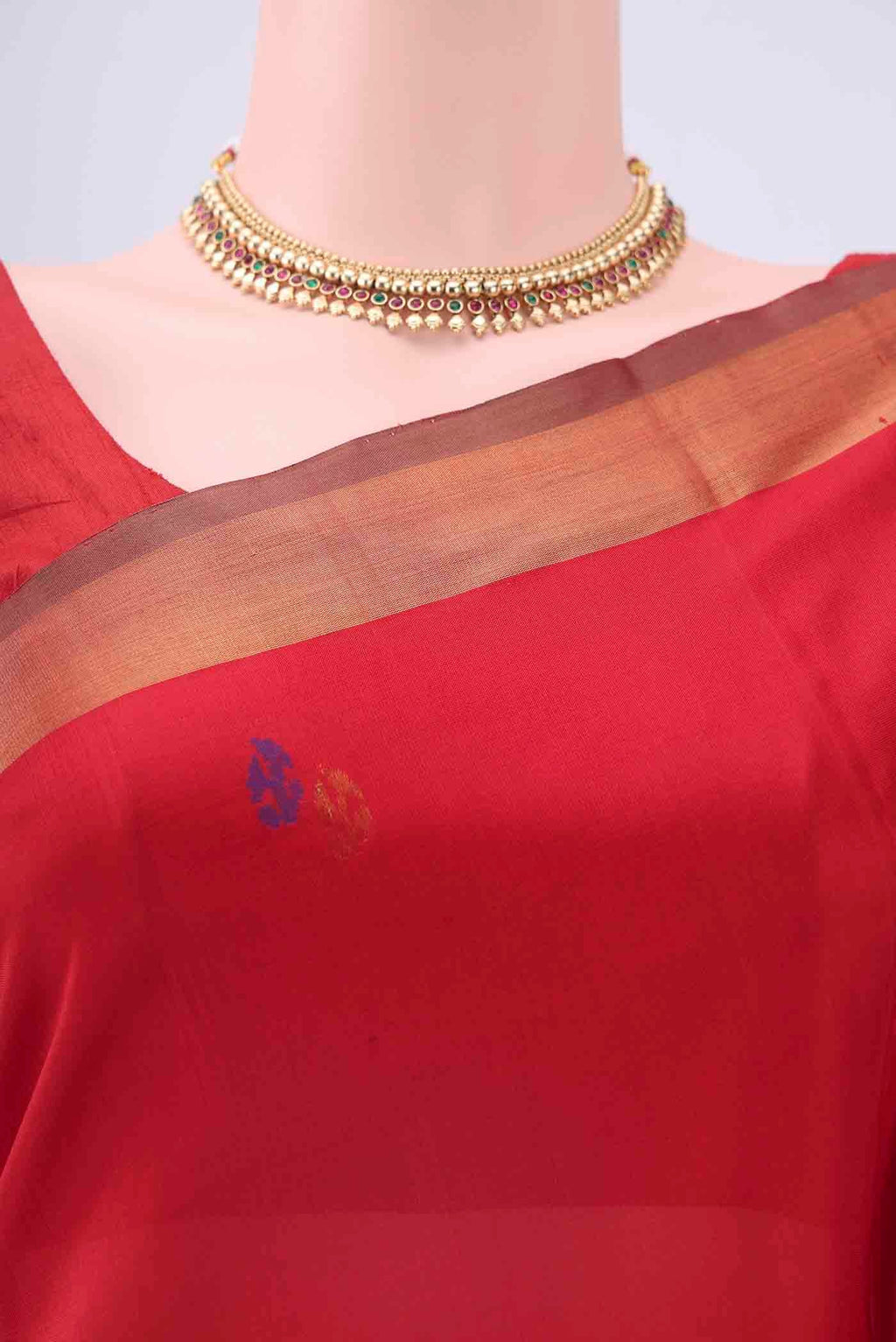 Border image of Red Uppada Silk Saree with Zari And Thread Butta on the body and Zari Border
