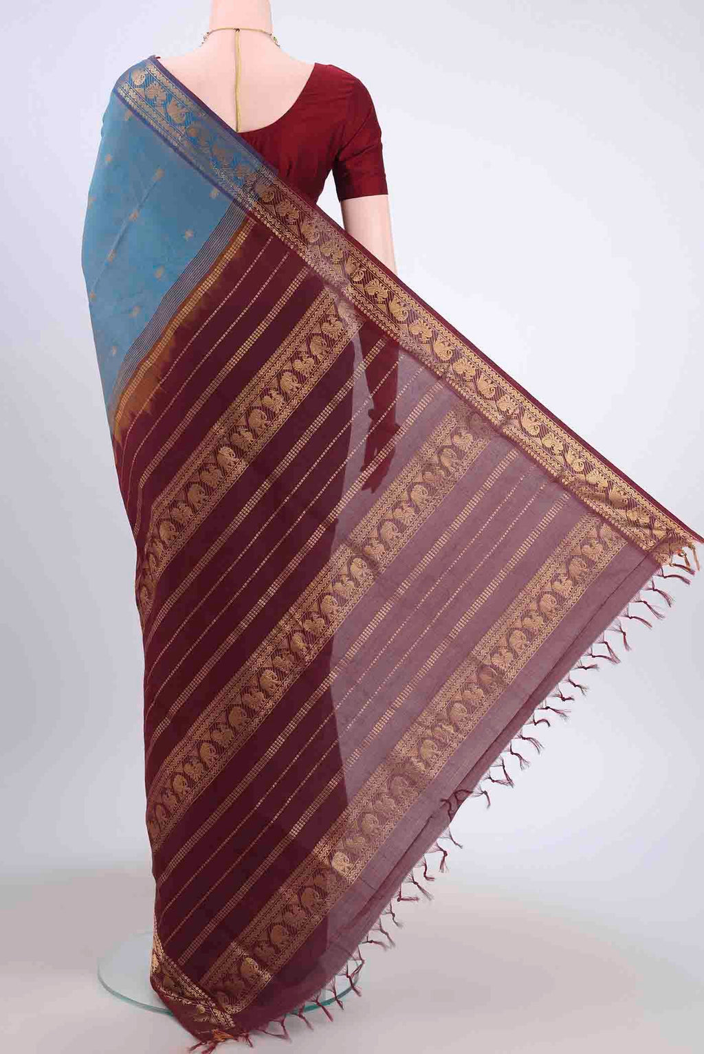 pallu body