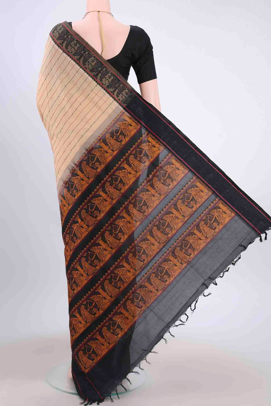 pallu body