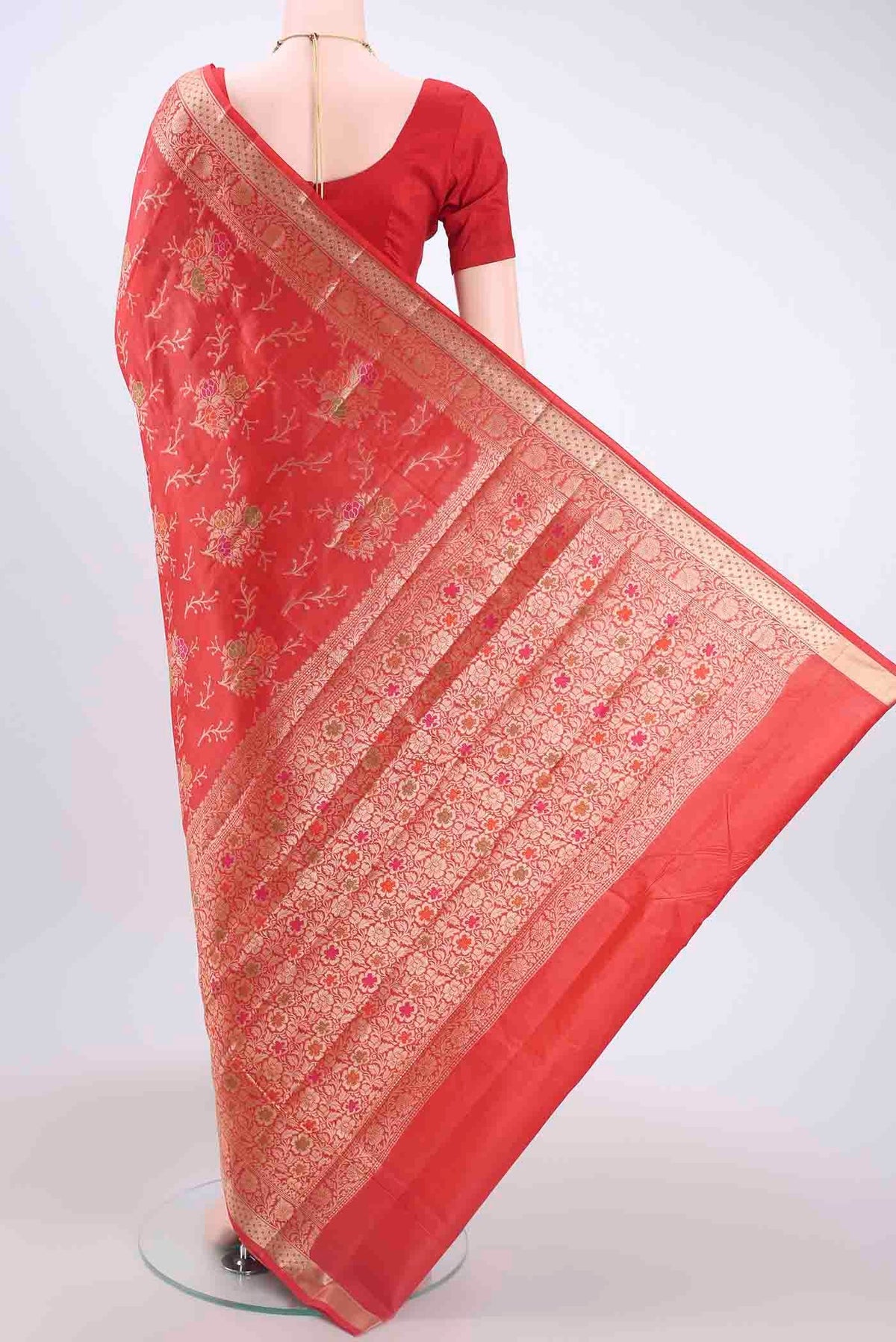 pallu body