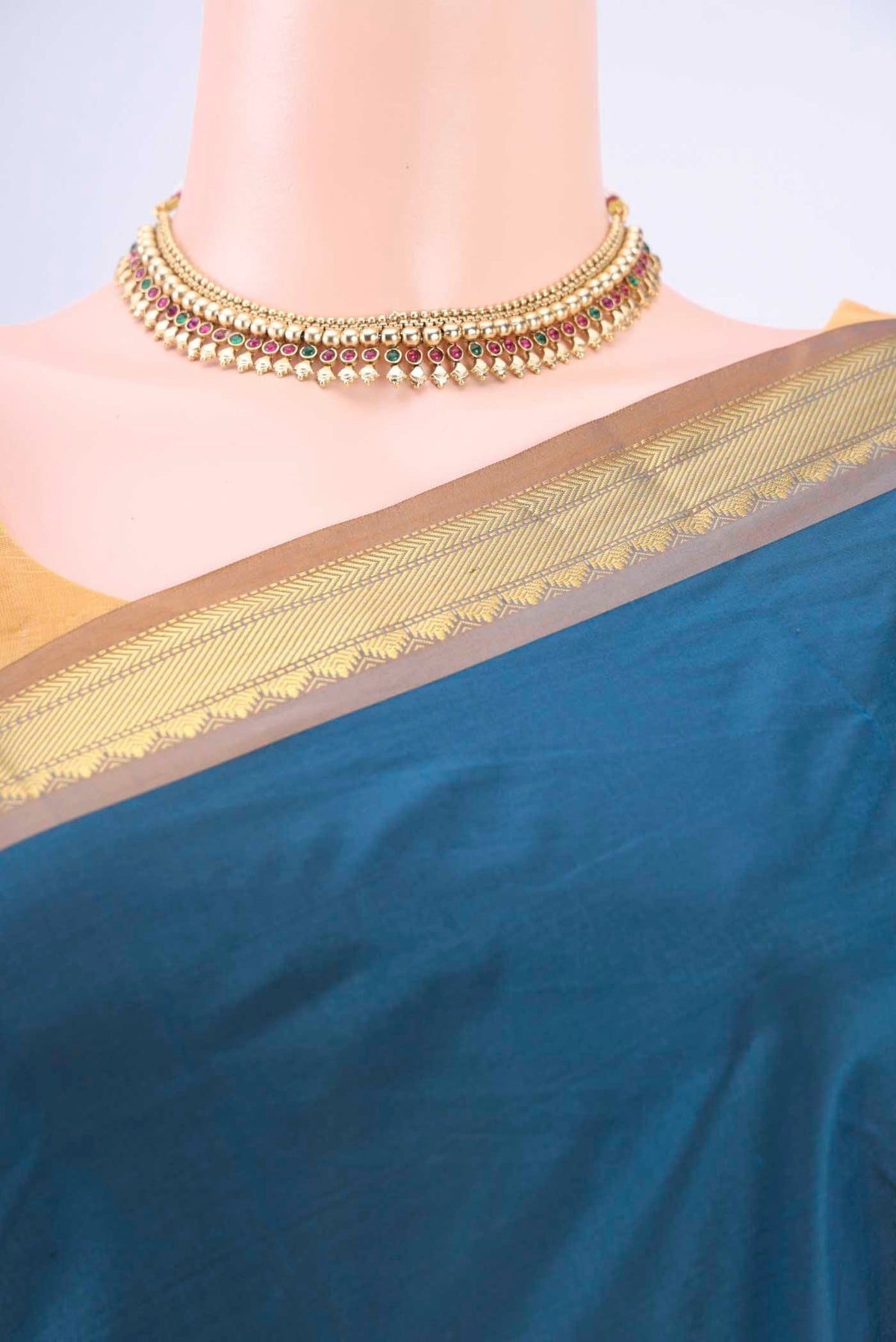 Border image of Dark Blue Dual Tone Blended Bangalore Silk Saree with Plain Body and Zari Border