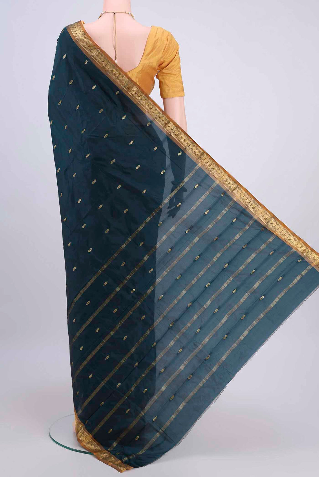 Flat view of Dark Blue Dual Tone Blended Bangalore Silk Saree with Zari Butta on the body and Zari Border