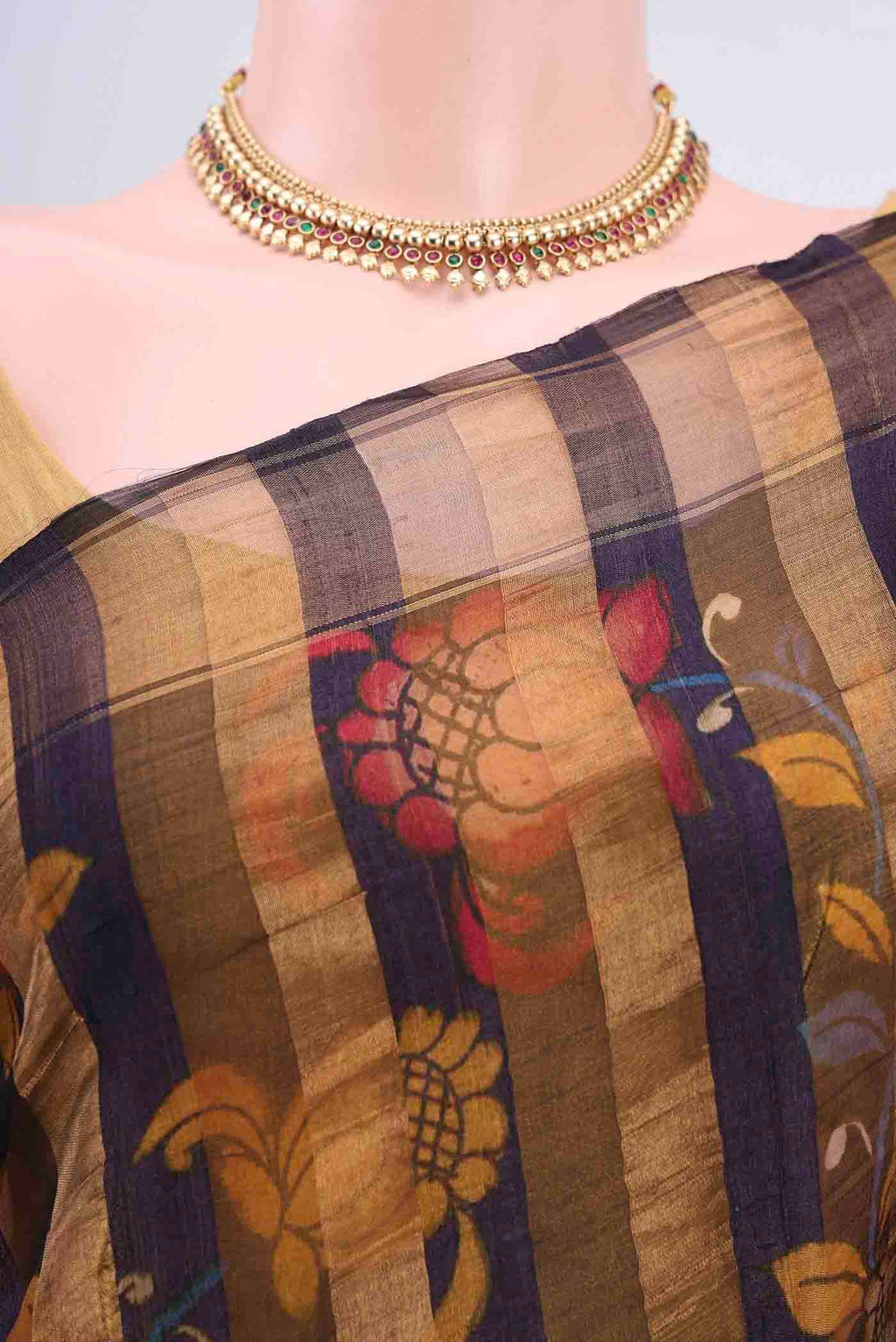 Border image of Purple Tussar Silk Saree with Floral Print on the body and Zari Border