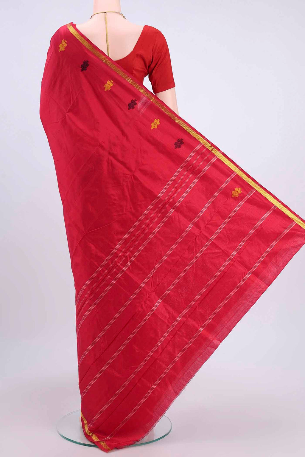 Flat view of Deep Red Kanchipuram Silk Saree with Plain Body and Zari Border