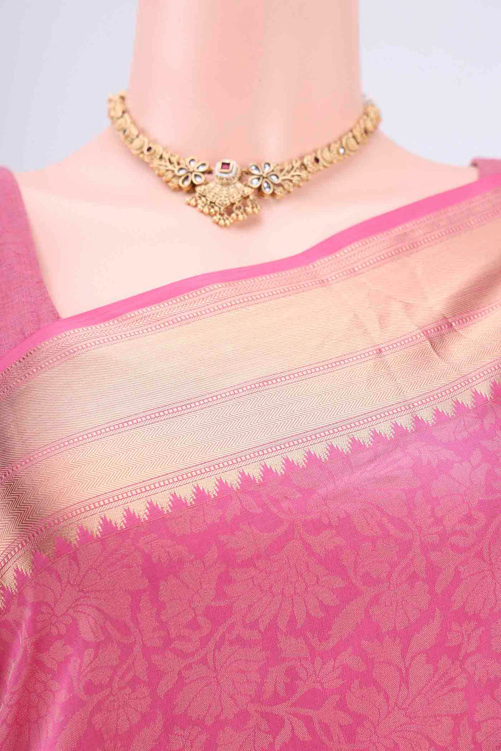 Border image of Pink Soft Silk Saree with Zari Brocade on the body and Zari Border. 