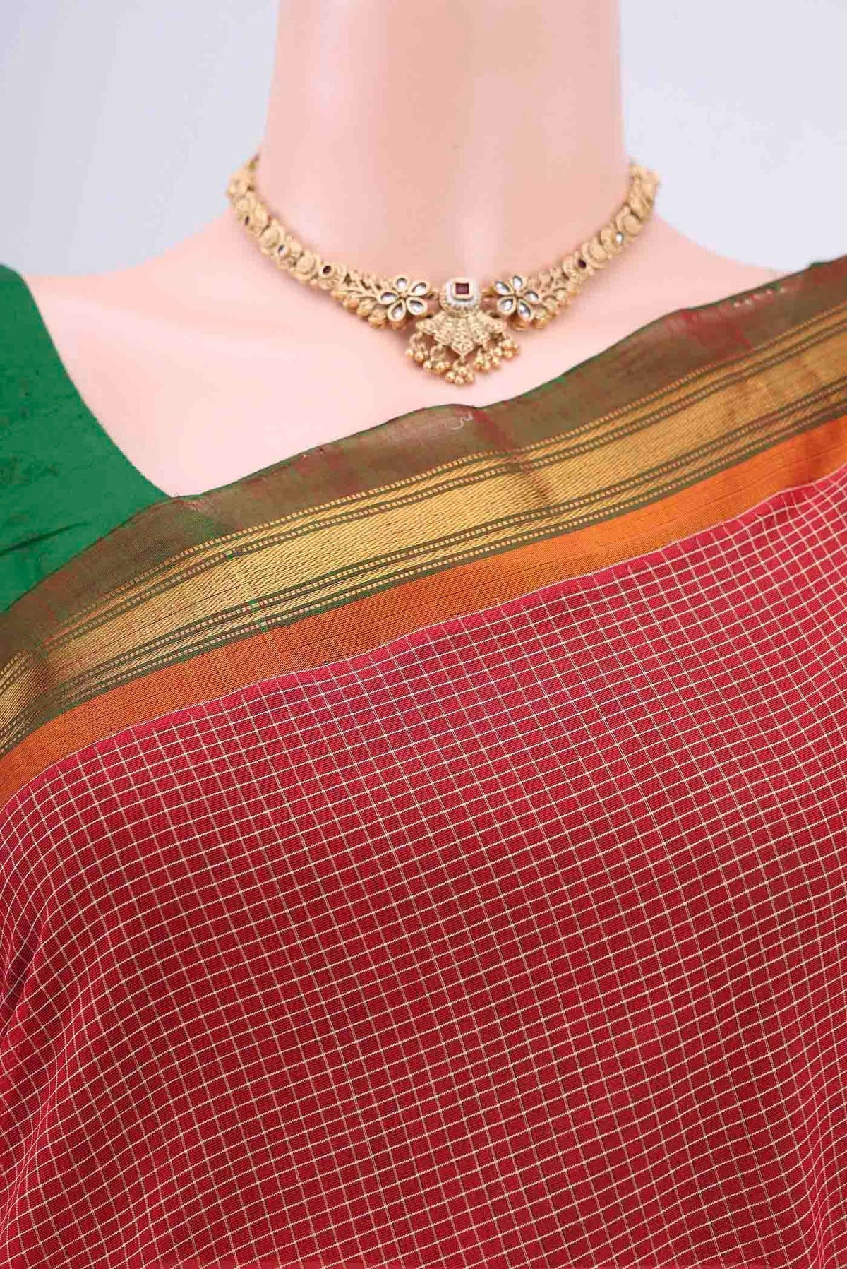 Border image of Red Gadwal cotton Saree with Stripes on the body and Zari Border