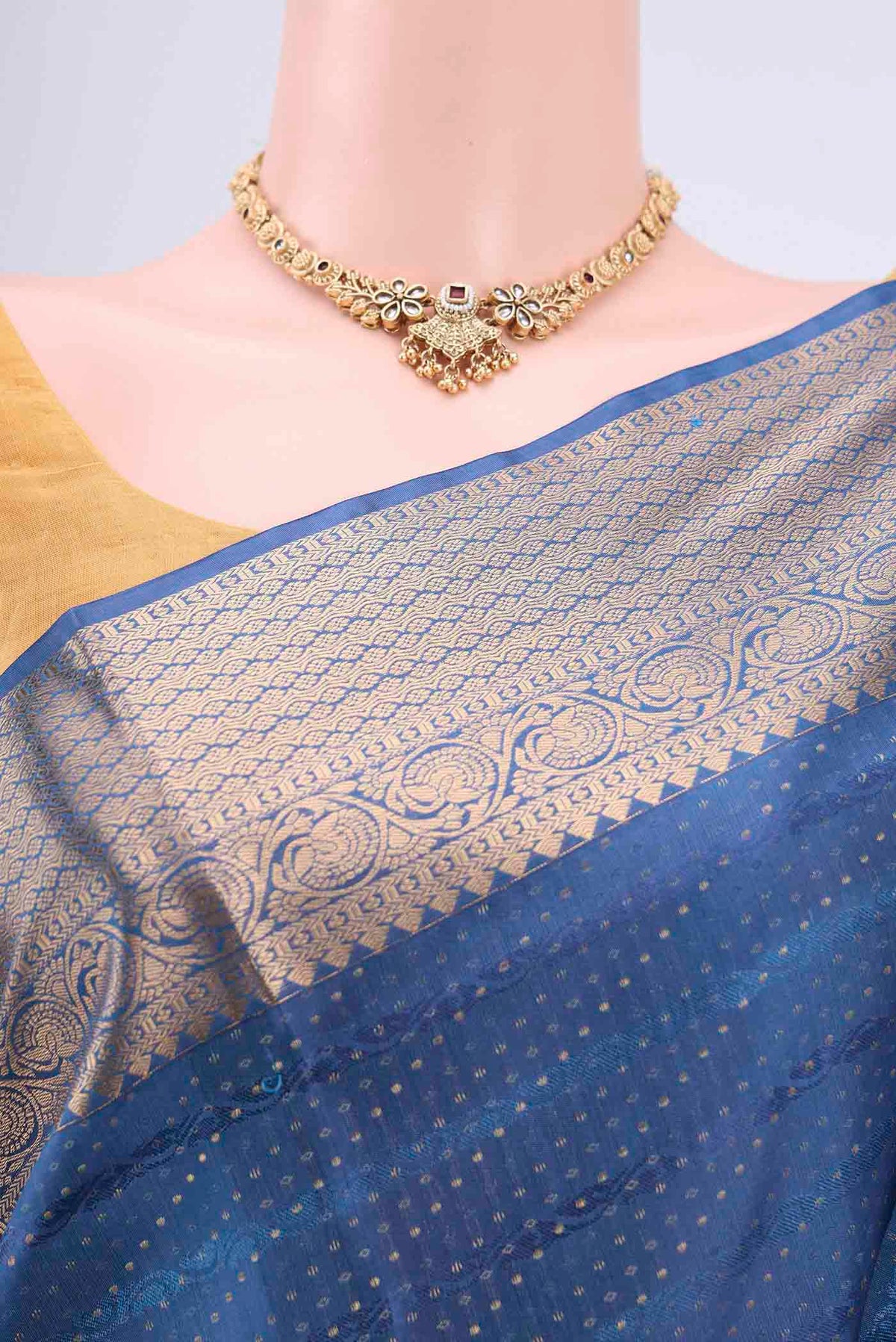 Border image of Blue Soft Silk Saree with Jacquard With Zari Butta on the body and Zari Border. 