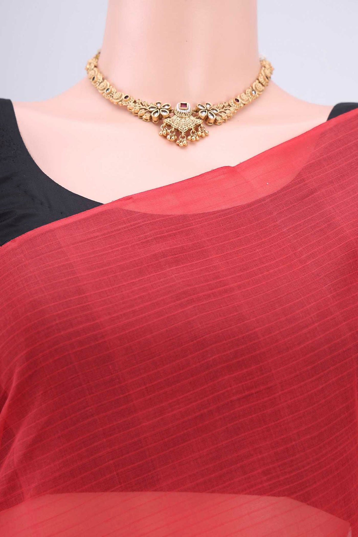 Border image of Peach Kanchi Cotton Saree with Plain Body and Zari Border. 