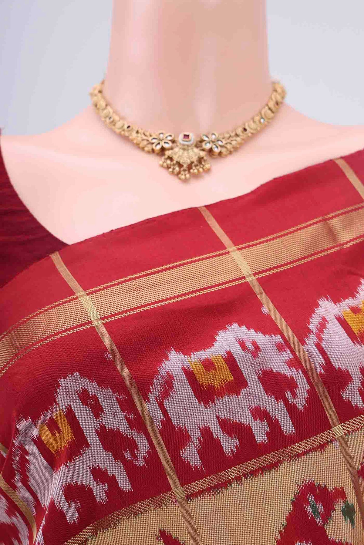 Border image of Dark Beige Pochampally Silk Saree with Checked design on the body and Zari Border. 