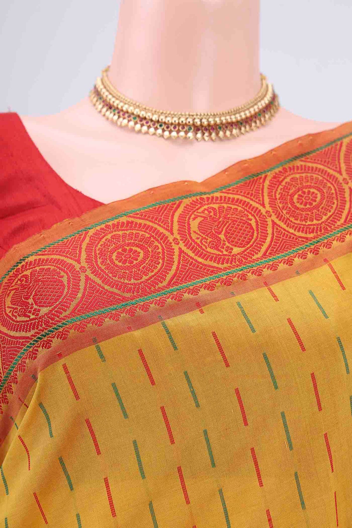 Border image of Mustard Blended Poly Cotton Saree with Thread Butta on the body and Thread Border. 
