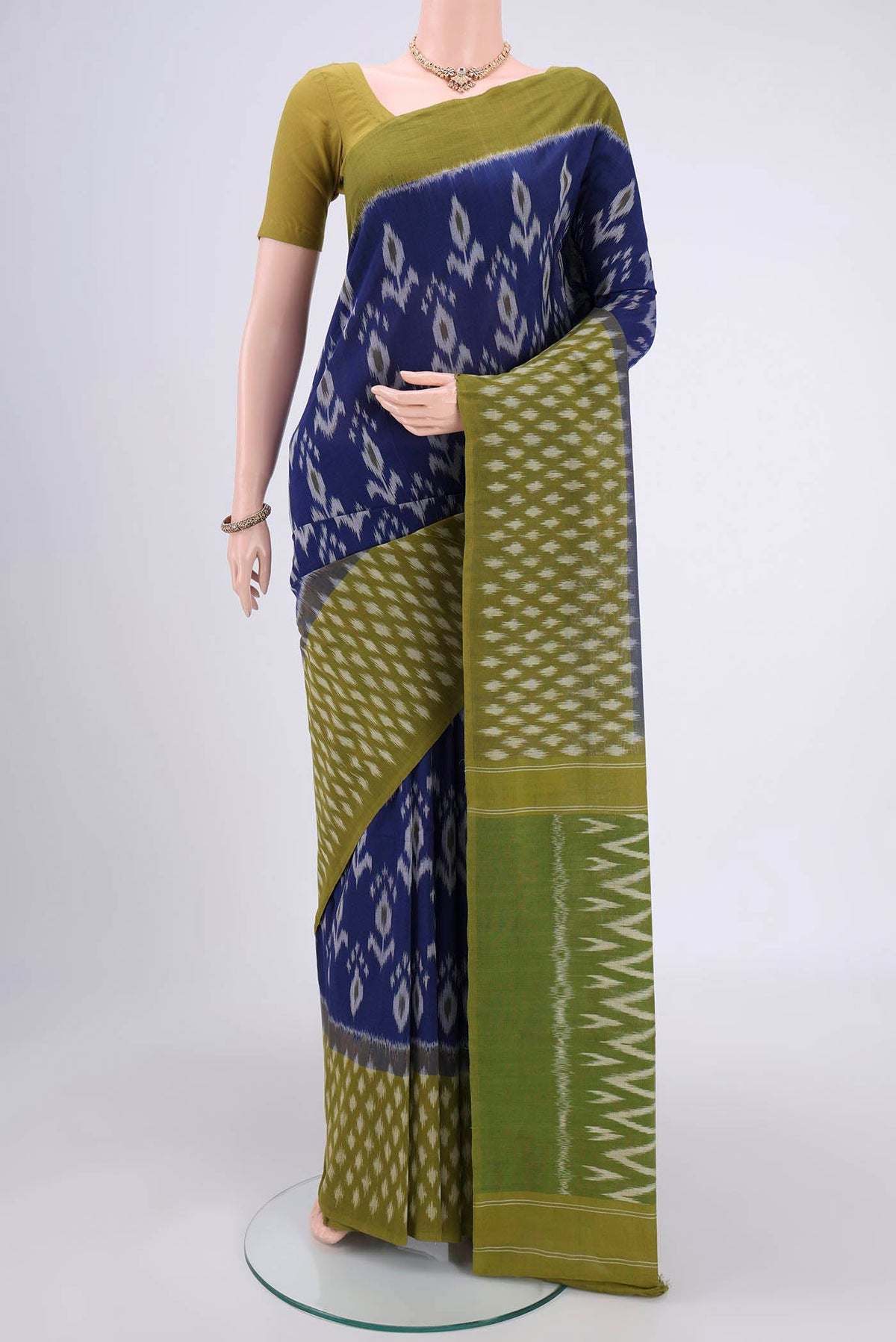 Royal Blue Dual Tone Pochampally Cotton Saree with Ikat design on the body and Ikat Border.  displayed on a mannequin